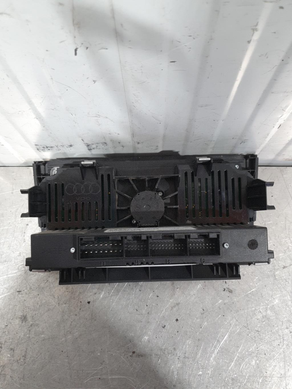 Commande chauffage AUDI A3 2 SPORTBACK PHASE 1 Diesel - 1