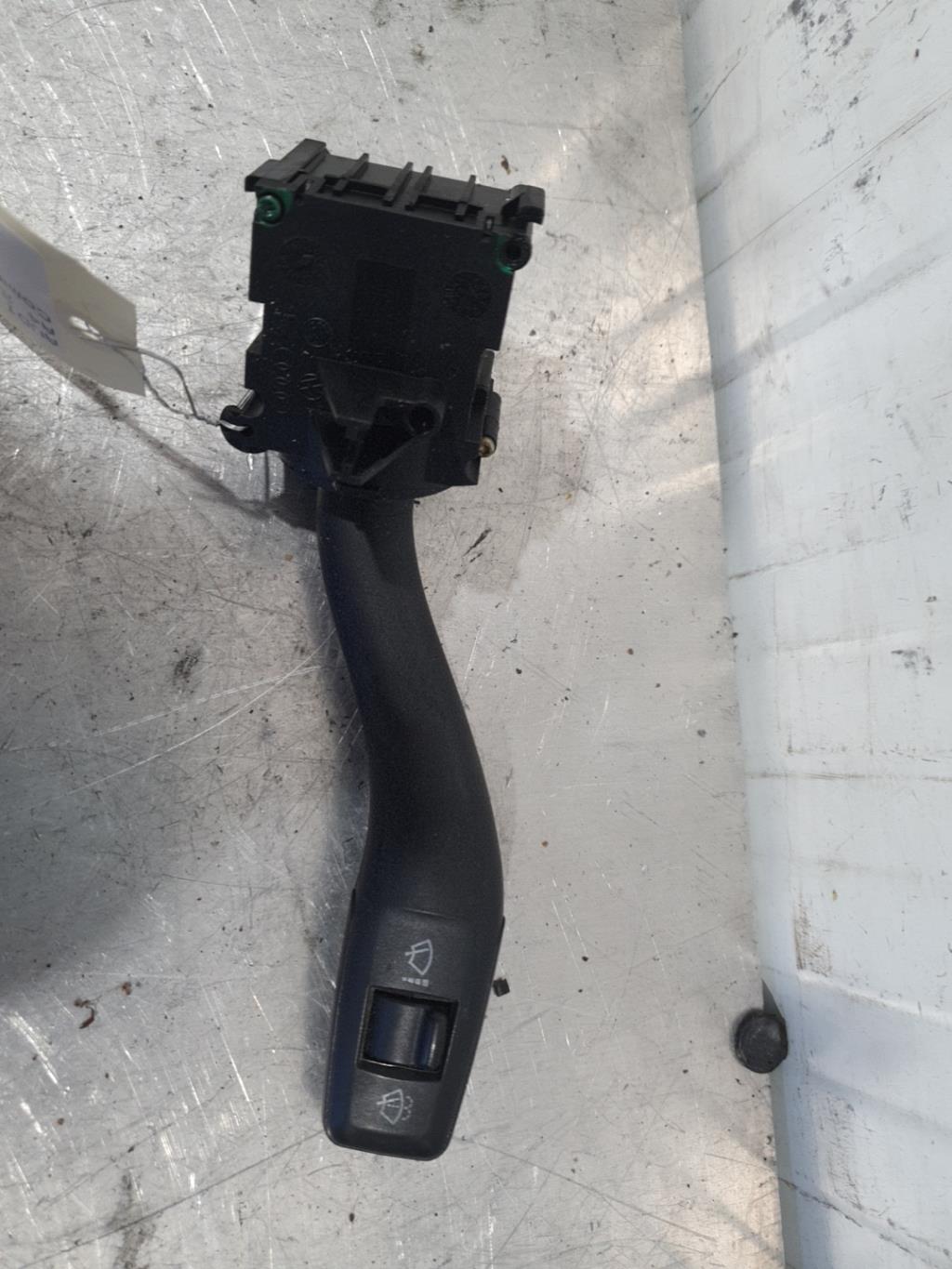 Commodo d'essuie glaces AUDI A4 2 PHASE 1 Diesel - 1