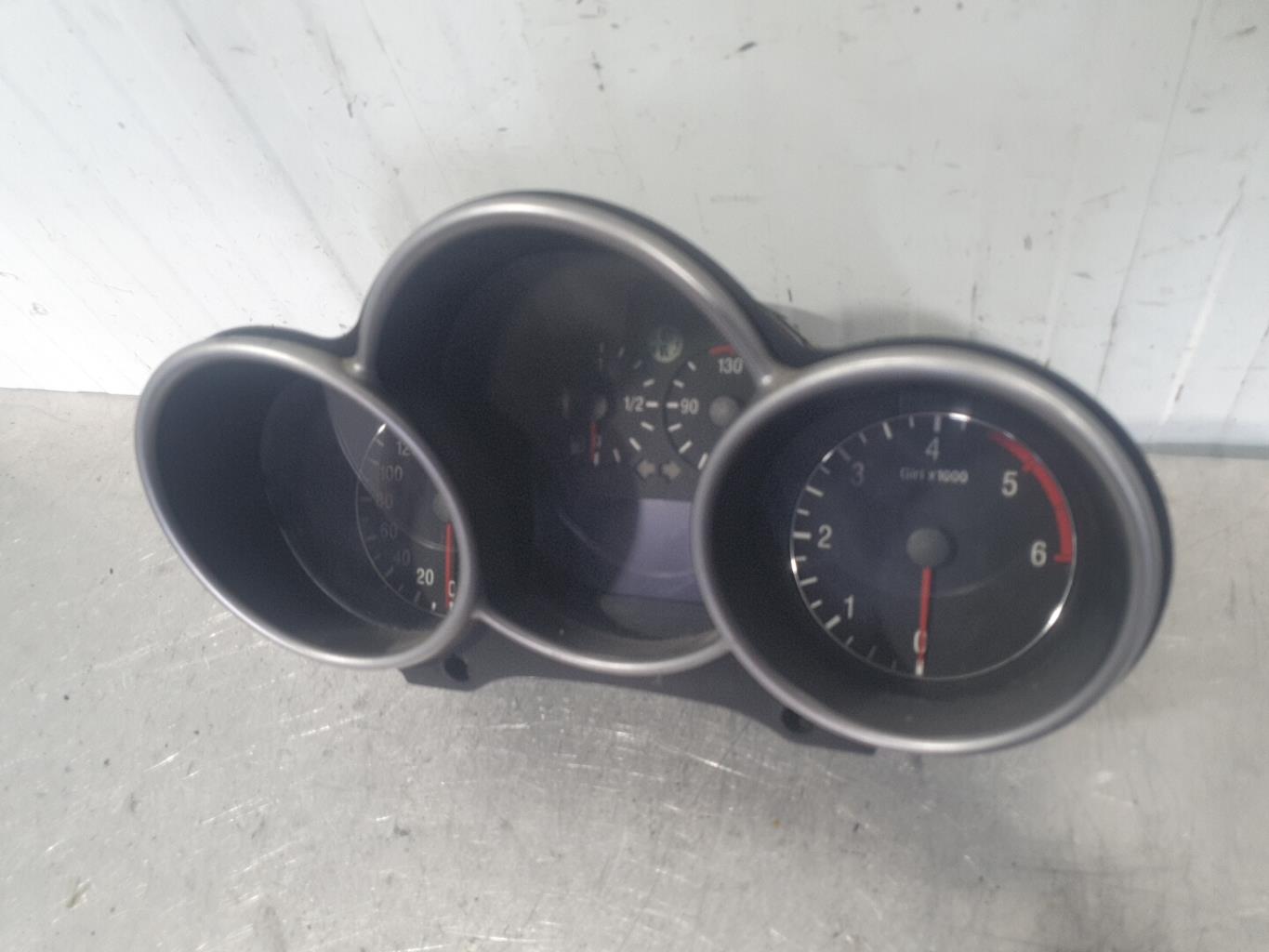 Compteur ALFA ROMEO 147 PHASE 1 Diesel - 1