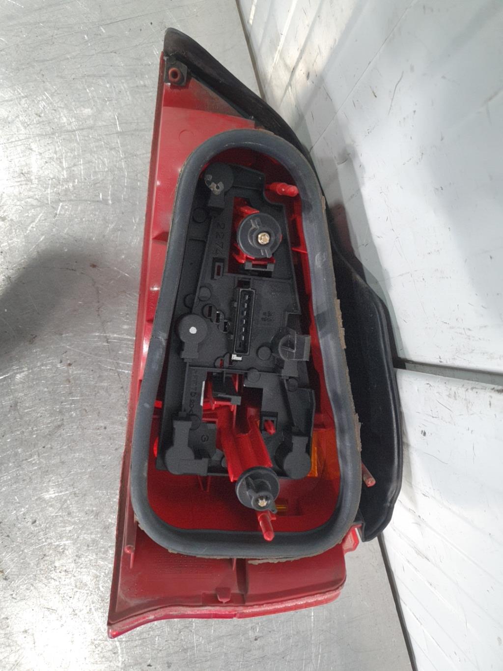 Fanale posteriore principale sinistro (luci) PEUGEOT 106 PHASE 2 Gasolina - 1