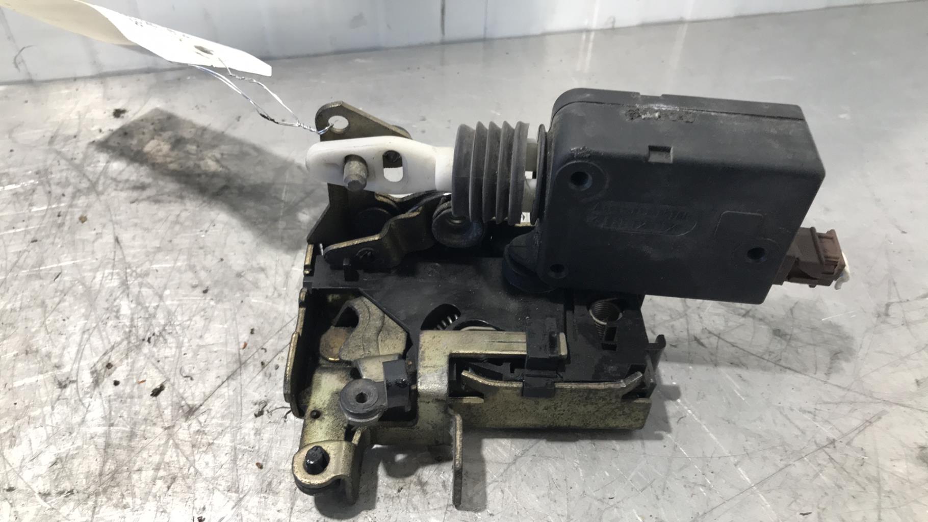 Chiusura centralizzata anteriore destra PEUGEOT 106 PHASE 1 Diésel - 1