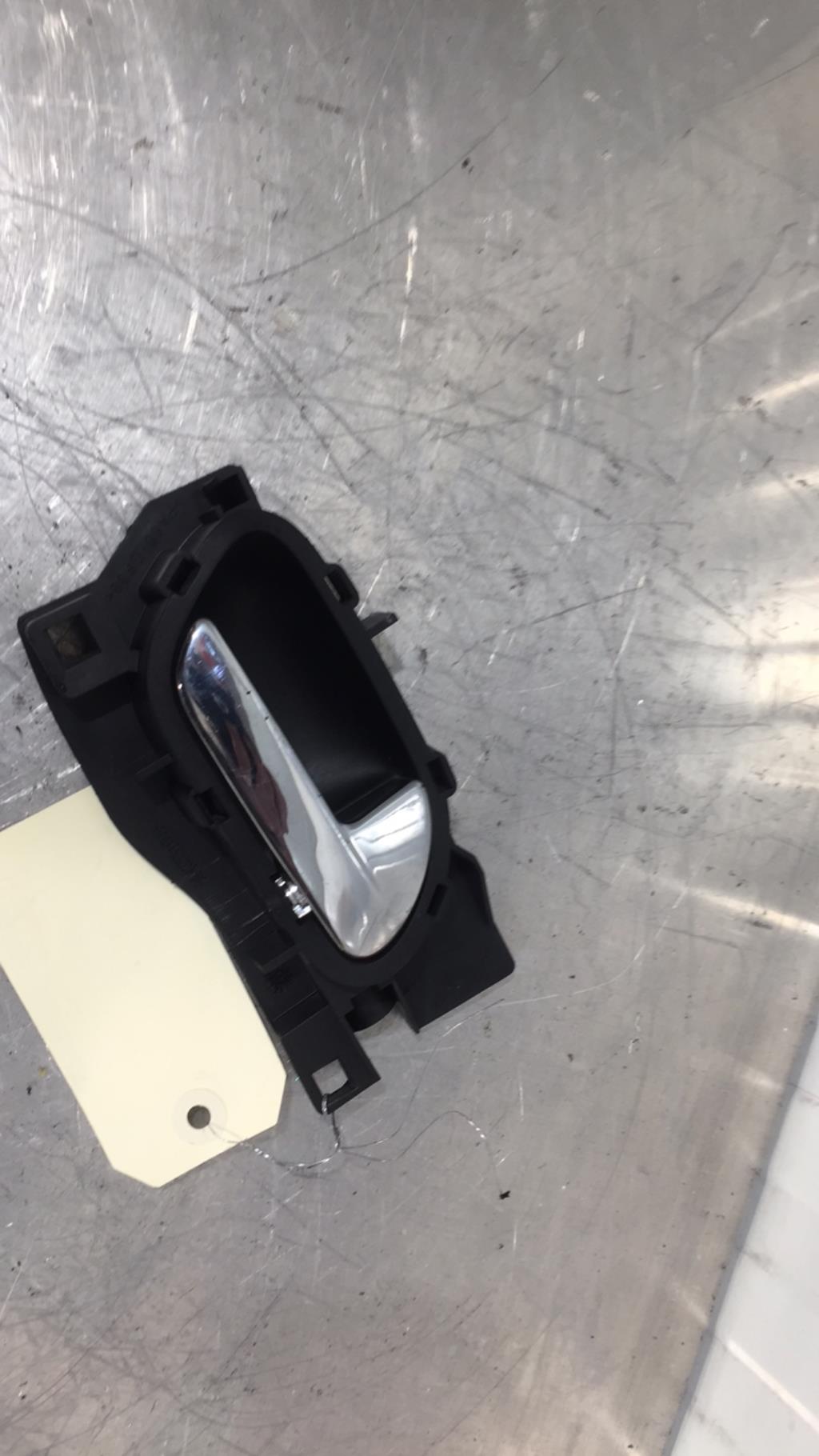 Maniglia interna posteriore destra CITROEN C4 1 PHASE 1 Diésel - 1