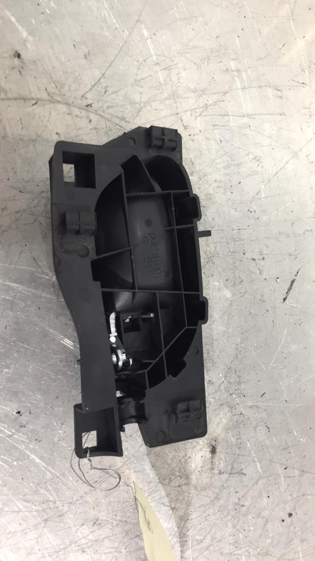 Maniglia interna posteriore sinistra CITROEN C4 1 PHASE 1 Diésel - 1