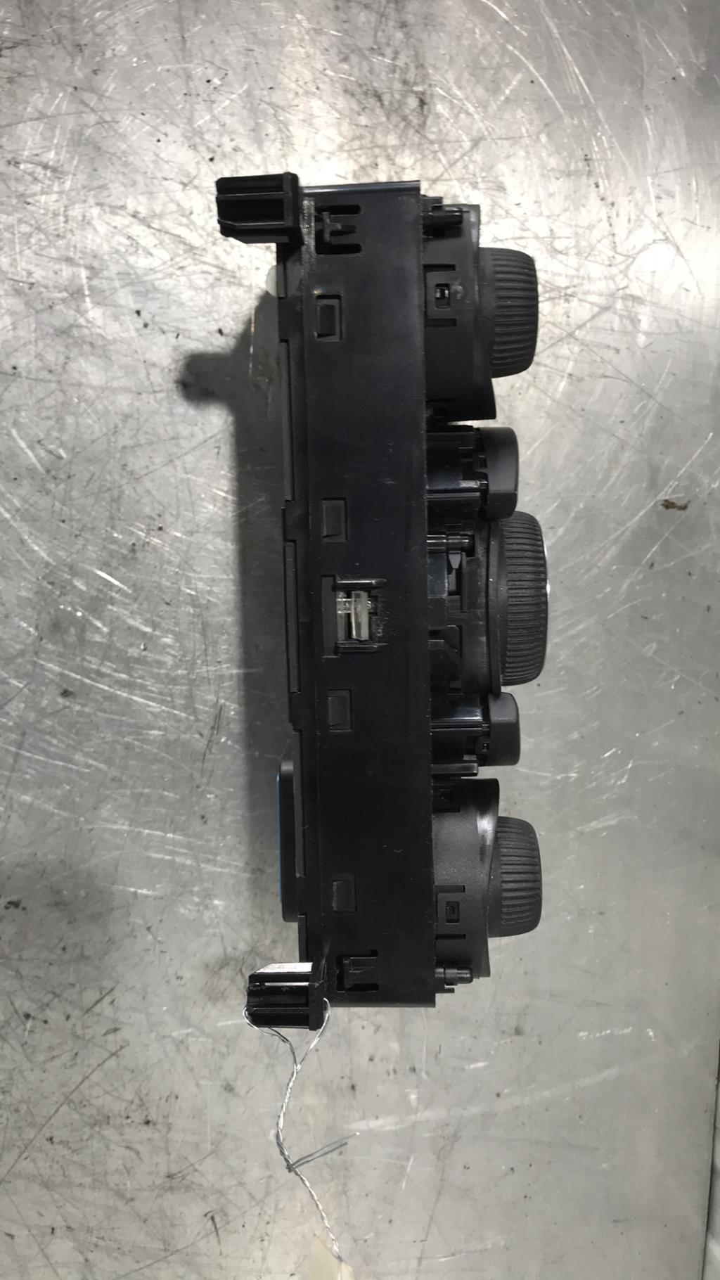 Commande chauffage PEUGEOT 308 1 PHASE 1 Diesel - 1