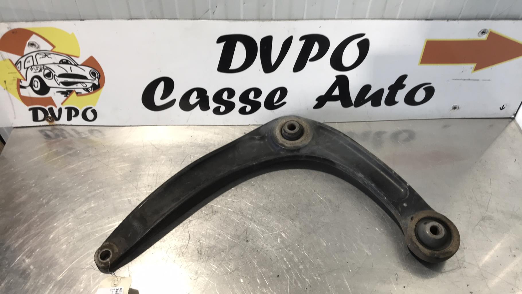 Triangolo anteriore destro PEUGEOT 308 1 PHASE 1 Diésel - 1