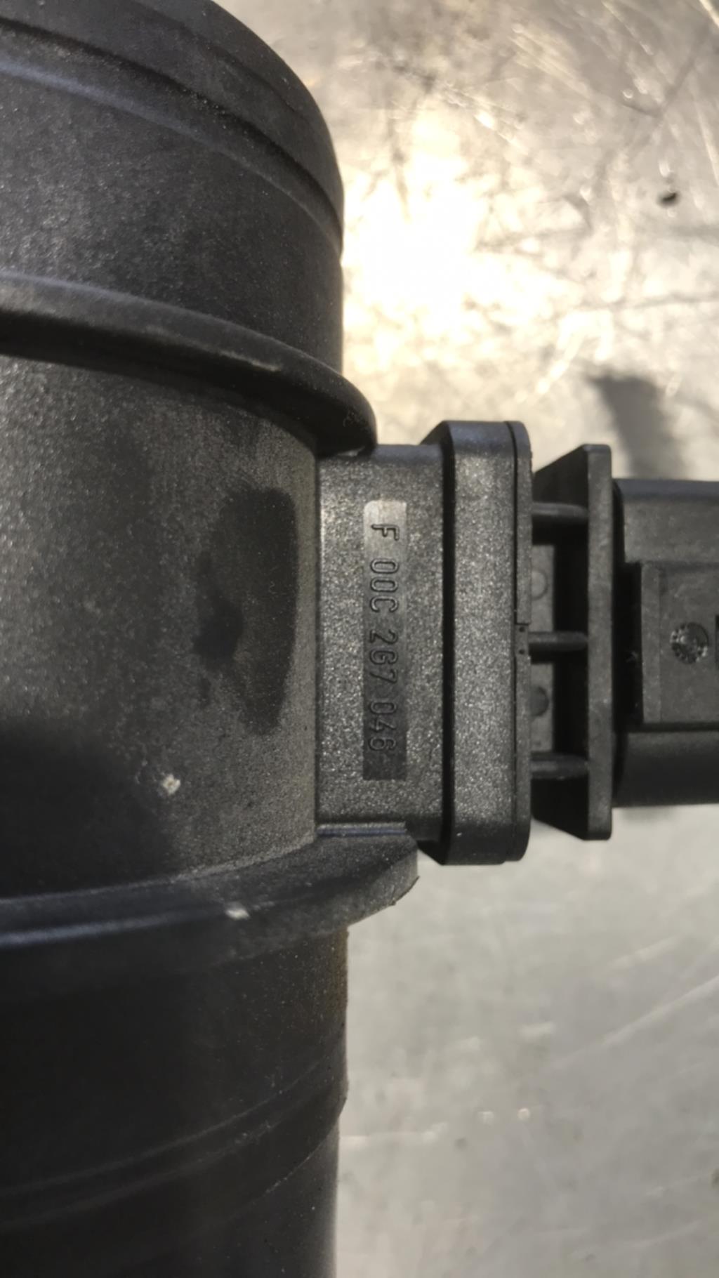 Debitmetre VOLKSWAGEN GOLF 6 Diesel - 1