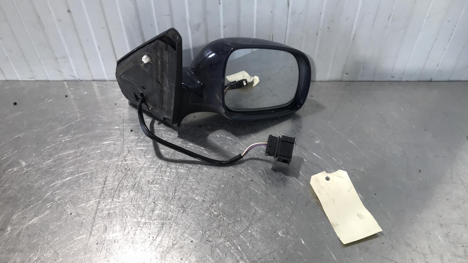 Retrovisor derecho VOLKSWAGEN GOLF 4 Diésel - 1