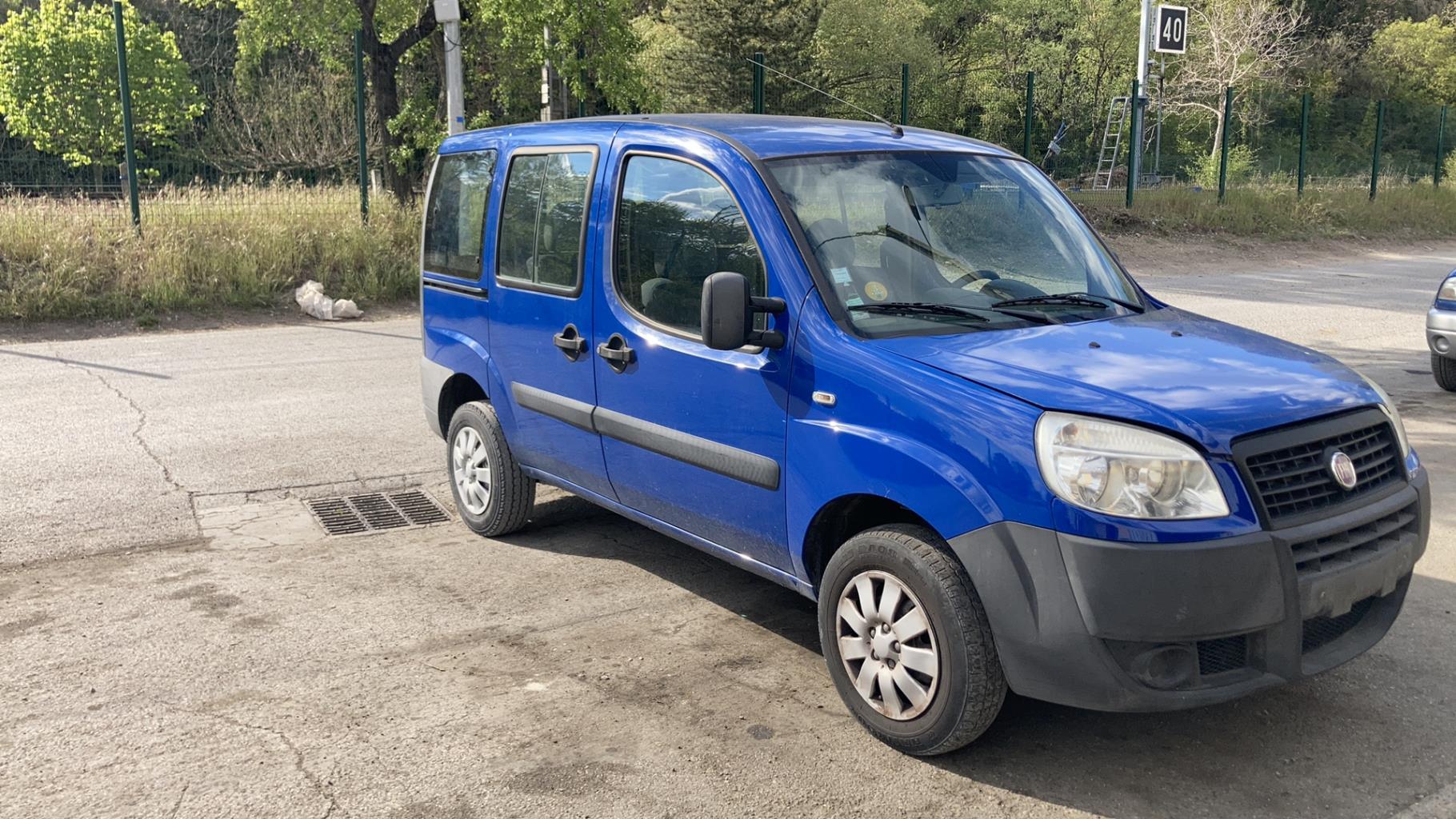 Fanale posteriore principale destro (luci) FIAT DOBLO 2  - 1