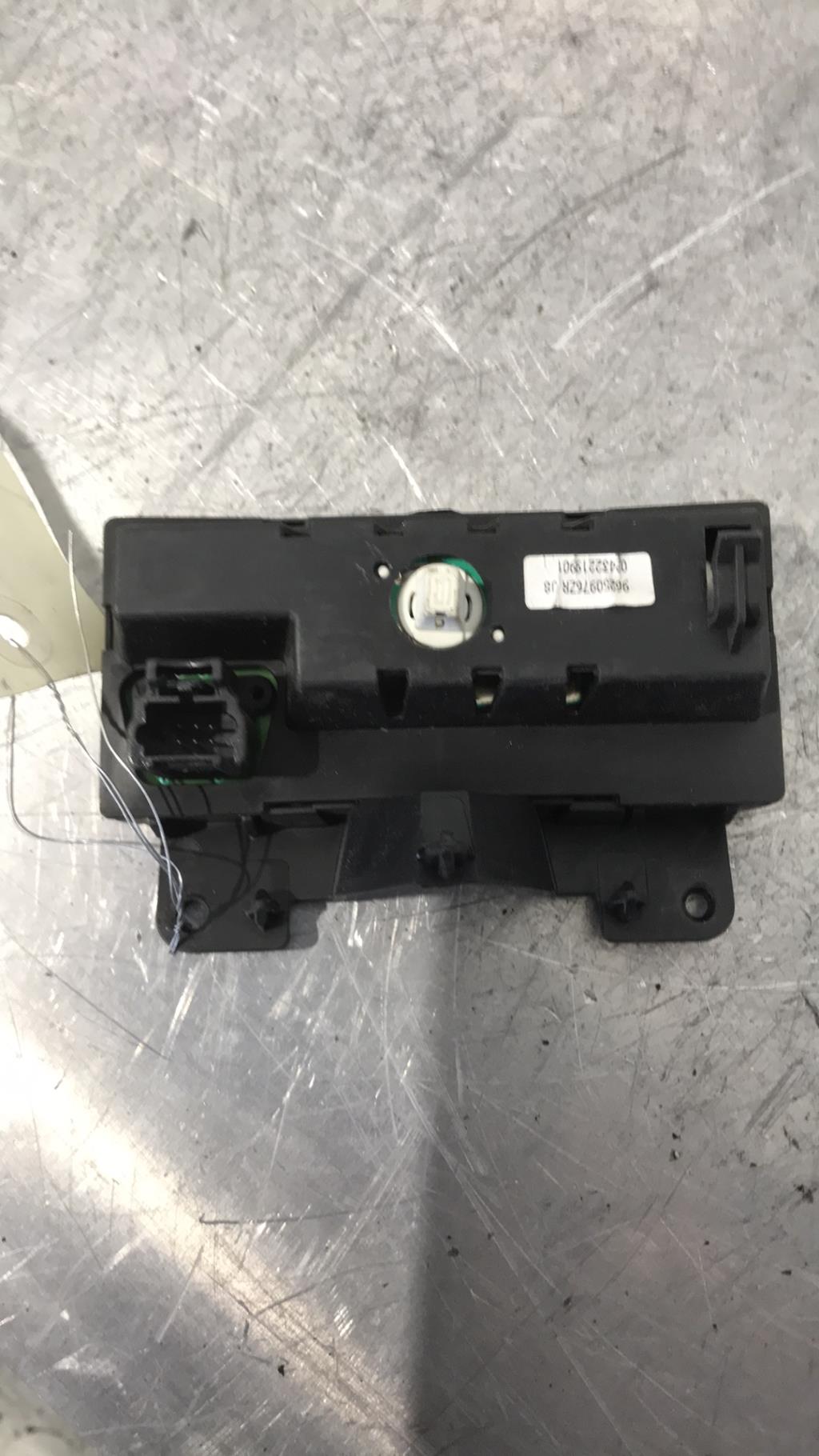 Monitor display PEUGEOT 206 PHASE 1 Gasolina - 1