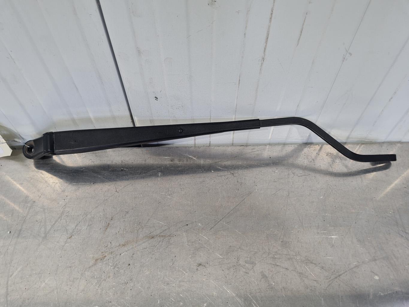 Braccio tergicristallo anteriore sinistro SUZUKI SWIFT 3 Gasolina - 1