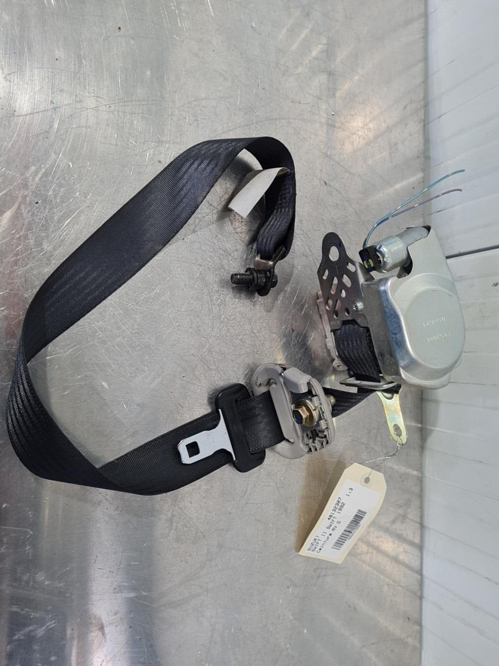 Cintura di sicurezza anteriore destra SUZUKI SWIFT 3 Gasolina - 1
