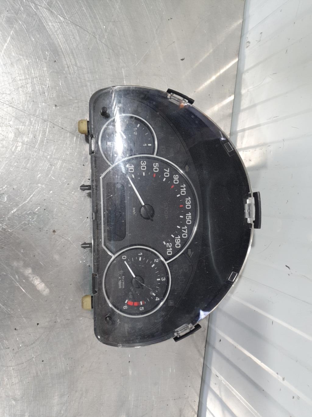 Compteur PEUGEOT 1007 Diesel - 1