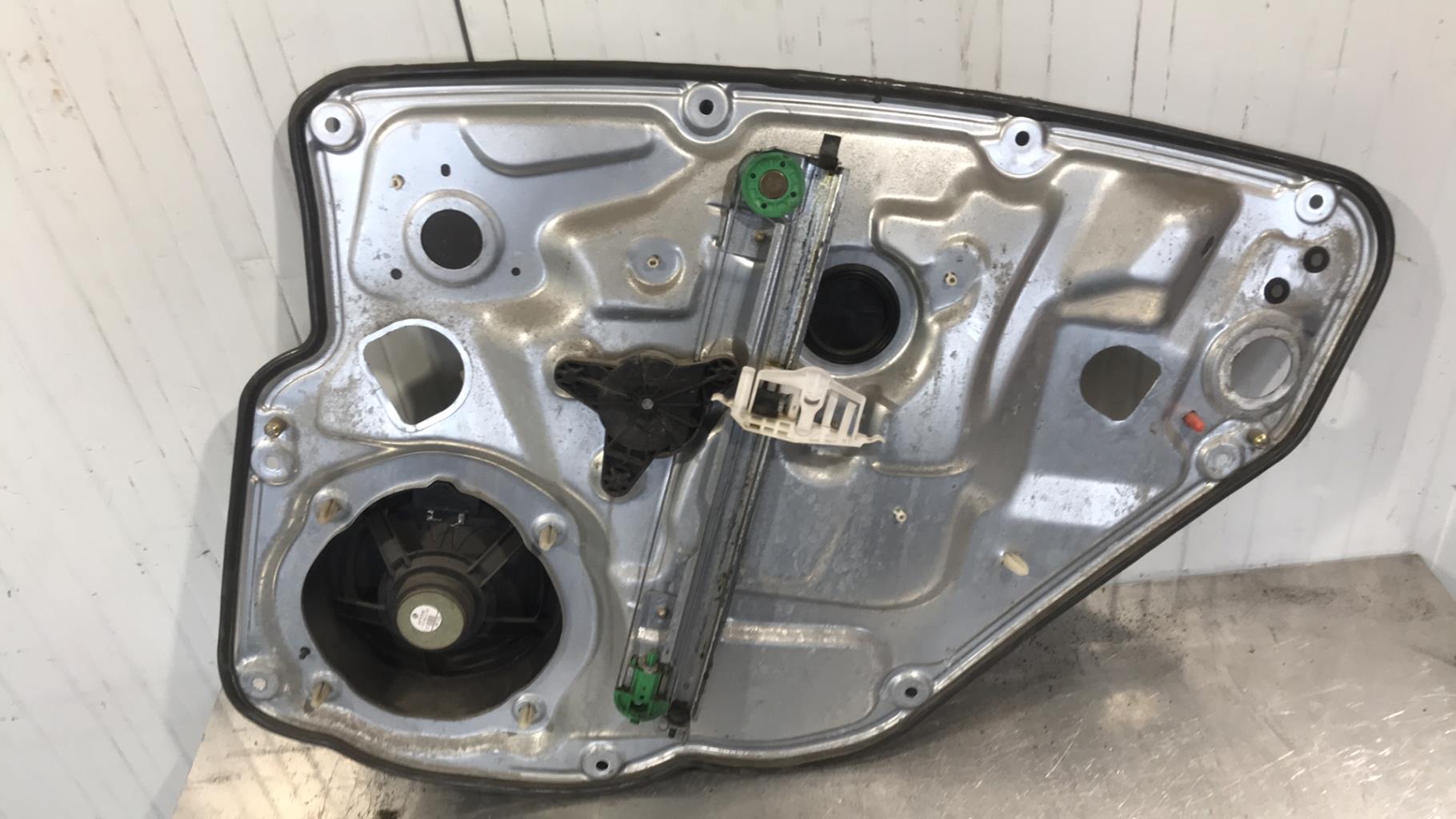 Alzacristalli elettrico posteriore sinistro FIAT STILO BREAK Diésel - 1