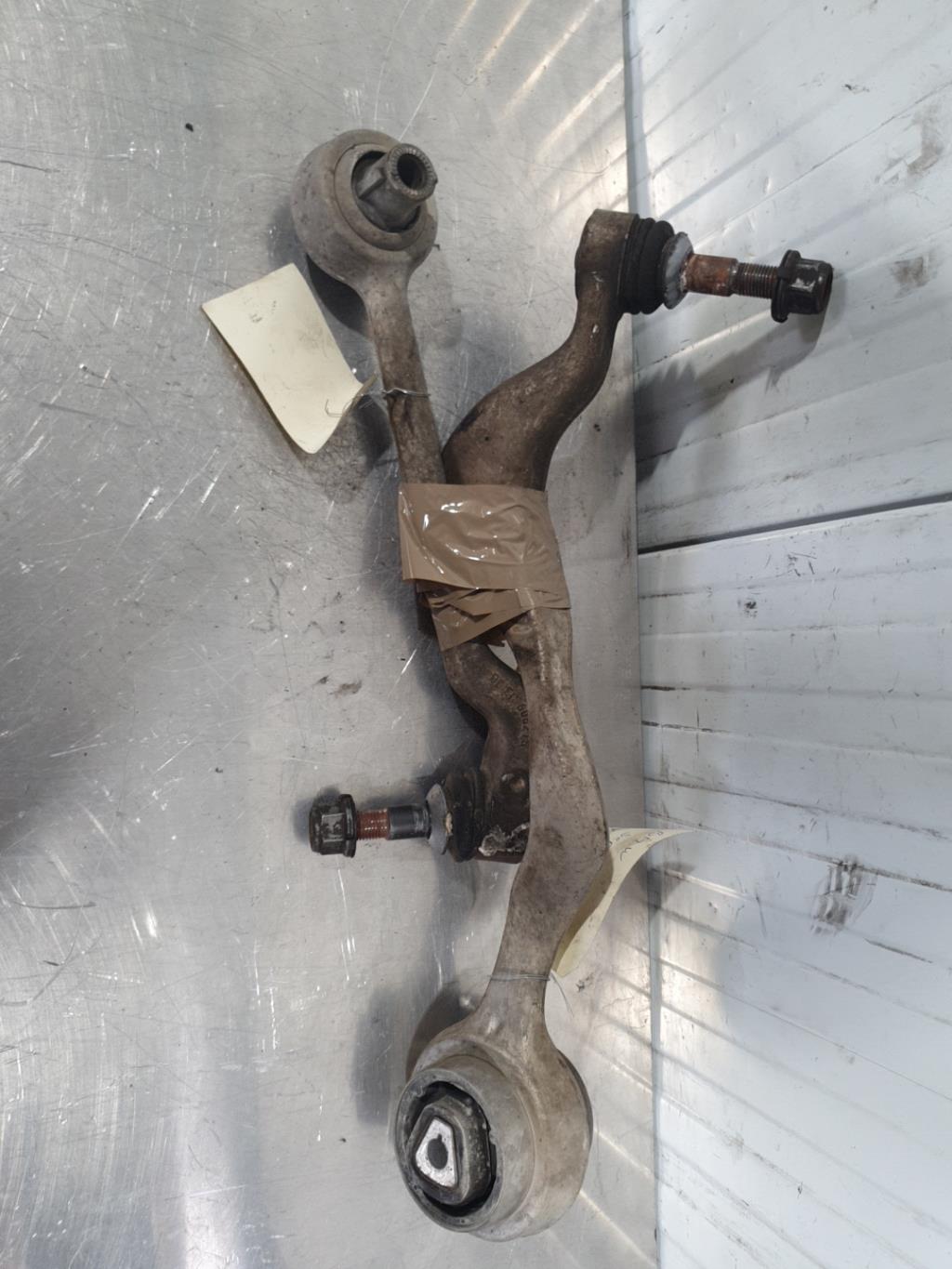 Braccio sospensione anteriore destro superiore BMW SERIE 1 E81 Diésel - 1