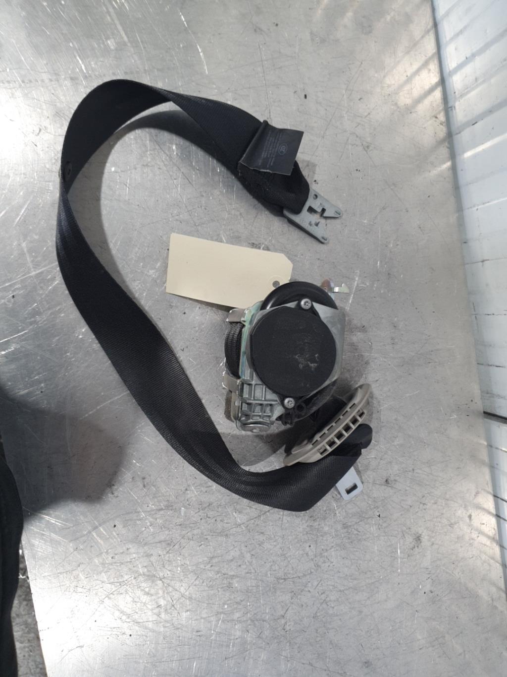Cintura di sicurezza anteriore destra RENAULT LAGUNA 3 PHASE 1 BREAK Diésel - 1
