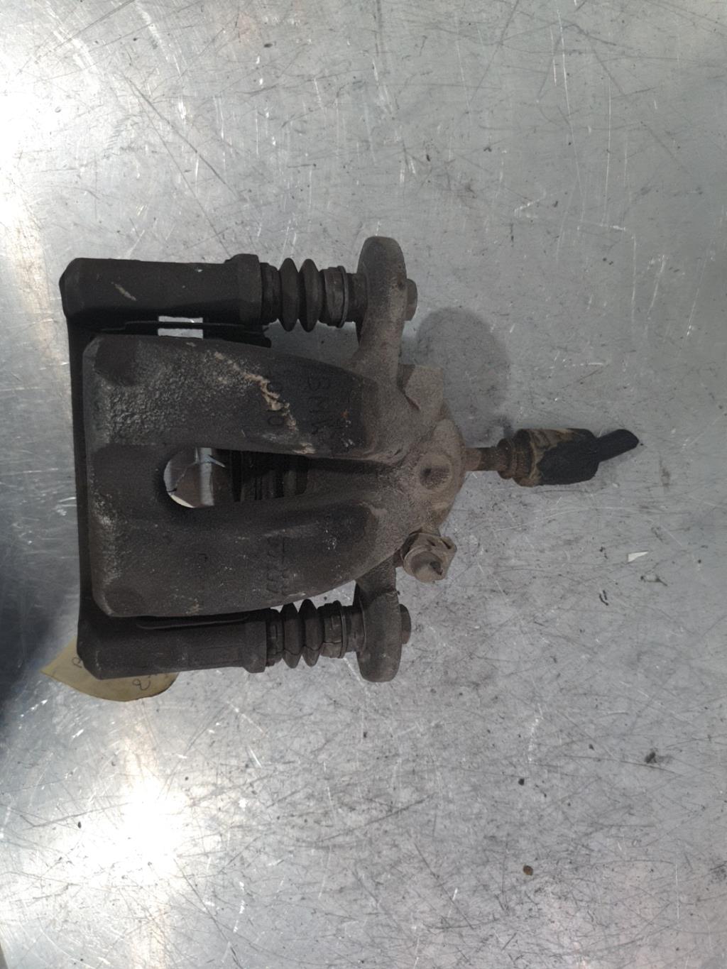 Pinza freni posteriore sinistra BMW SERIE 1 E81 Diésel - 1