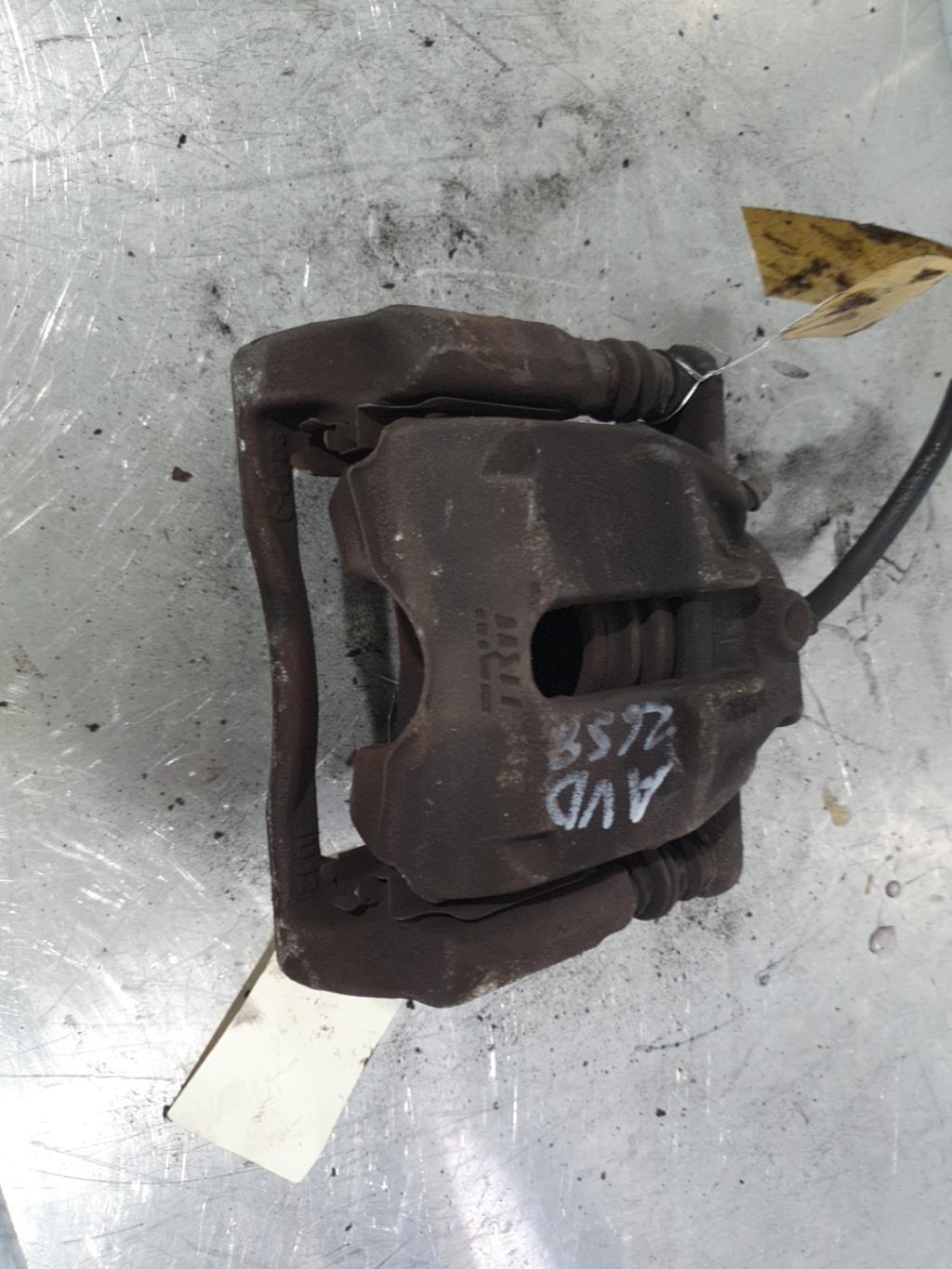 Pinza freni anteriore destra RENAULT CLIO 3 PHASE 1 Diésel - 1