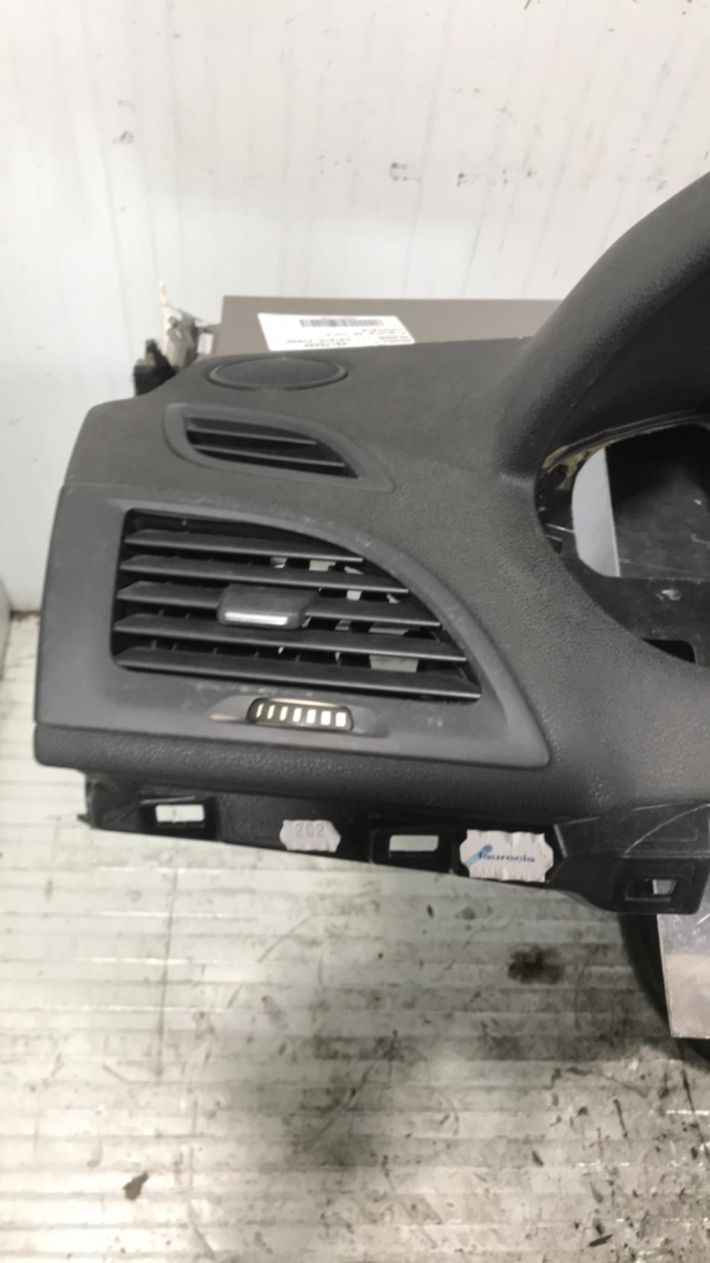 Planche de bord complete RENAULT MEGANE 3 PHASE 1 BREAK Diesel - 1