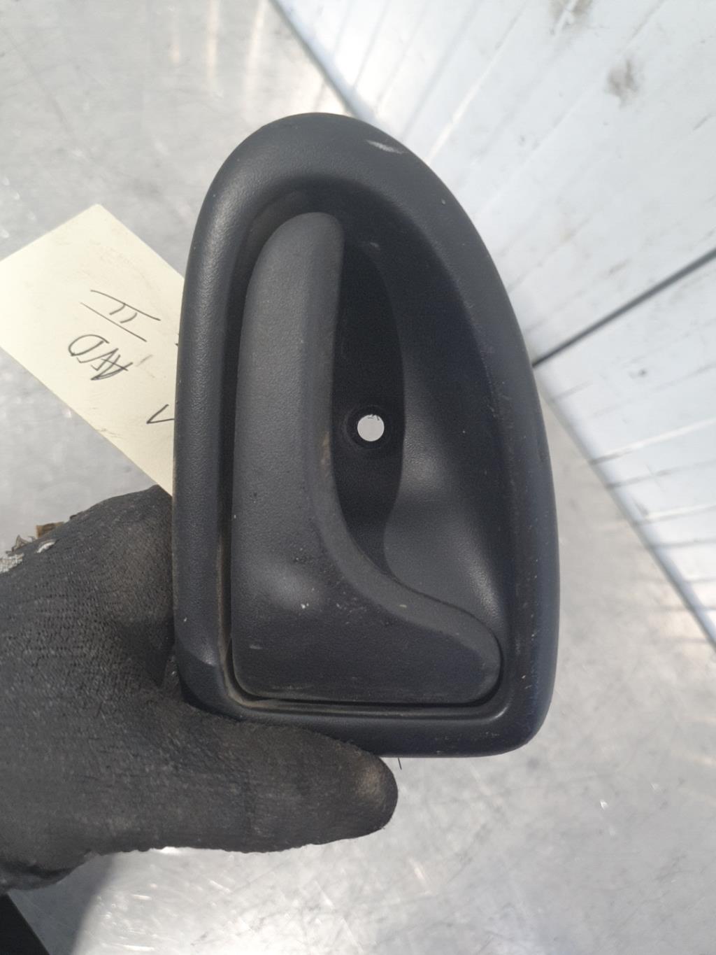 Maniglia interna anteriore destra RENAULT TRAFIC 2 PHASE 1 Diésel - 1