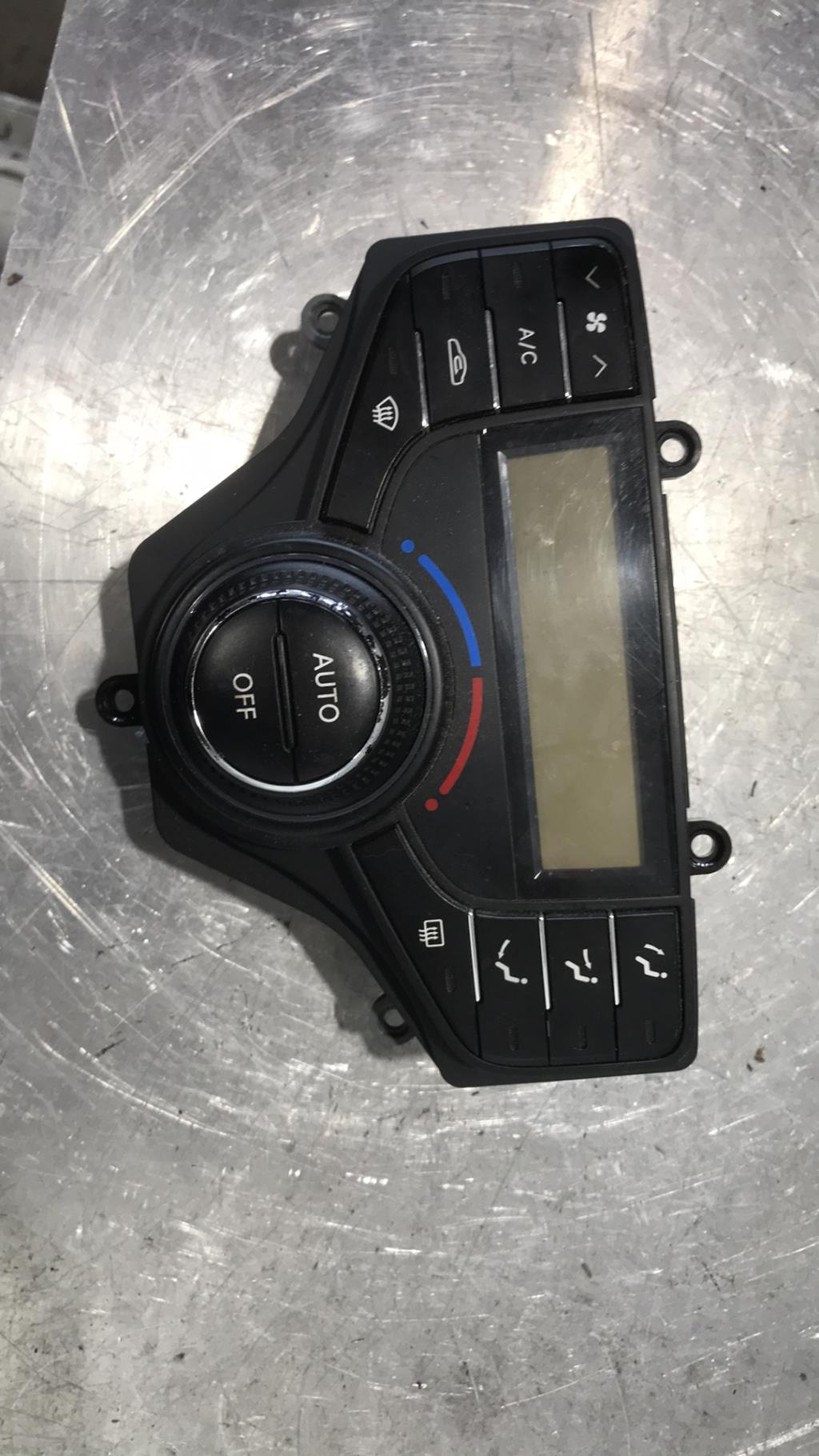 Commande chauffage HYUNDAI I 30 1 PHASE 1 BREAK Diesel - 1