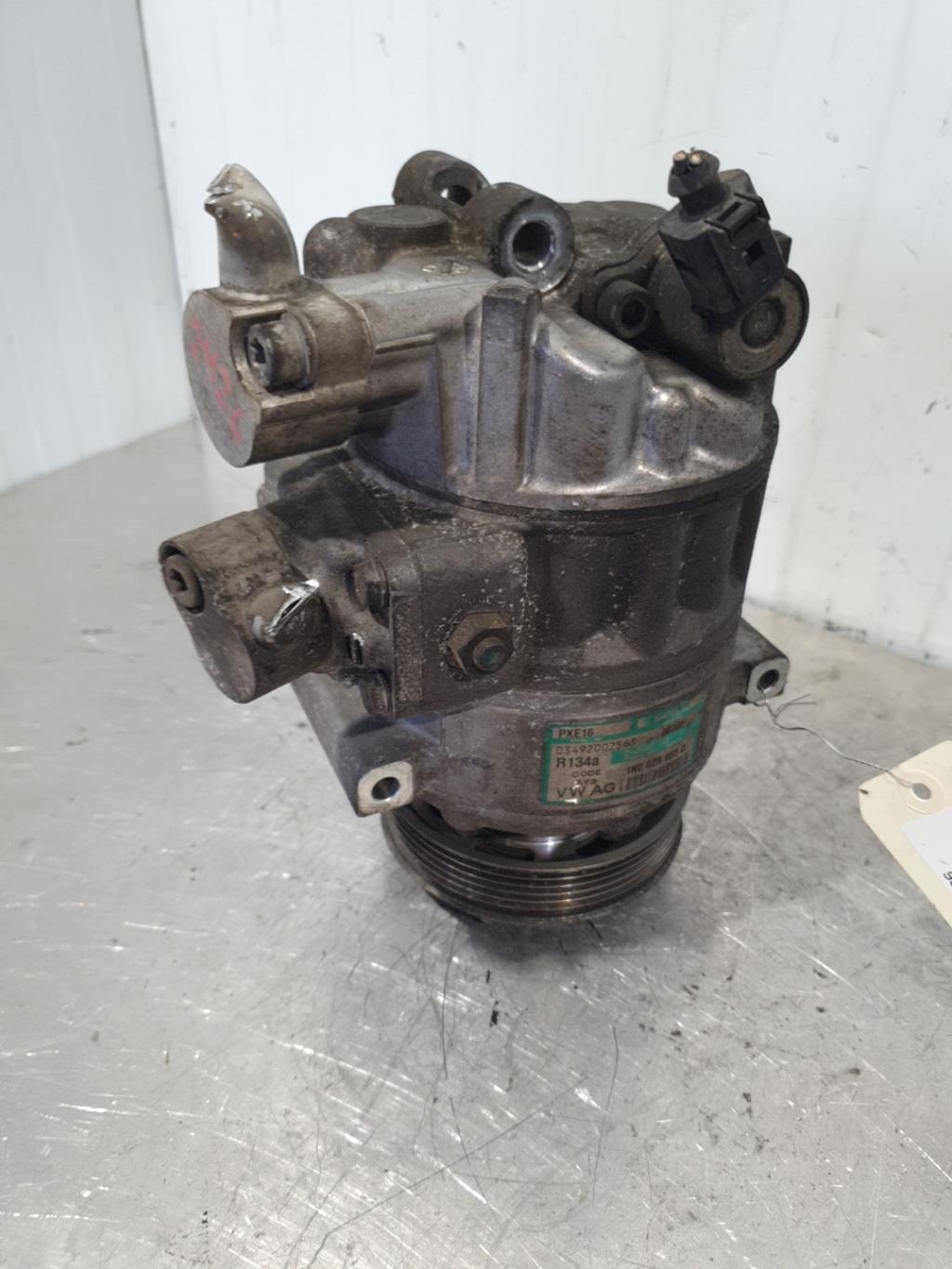 Compressore clima VOLKSWAGEN TOURAN 1 PHASE 1 Diésel - 1