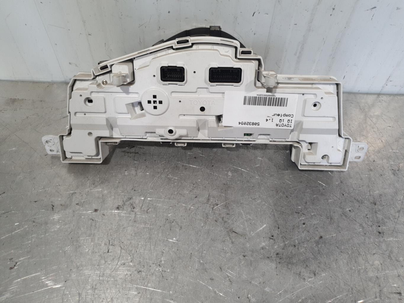 Compteur TOYOTA IQ Diesel - 1