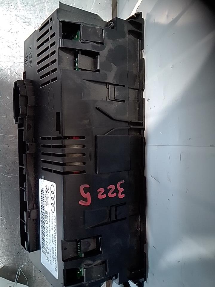 Commande chauffage AUDI A4 2 AVANT PHASE 1 BREAK Diesel - 1