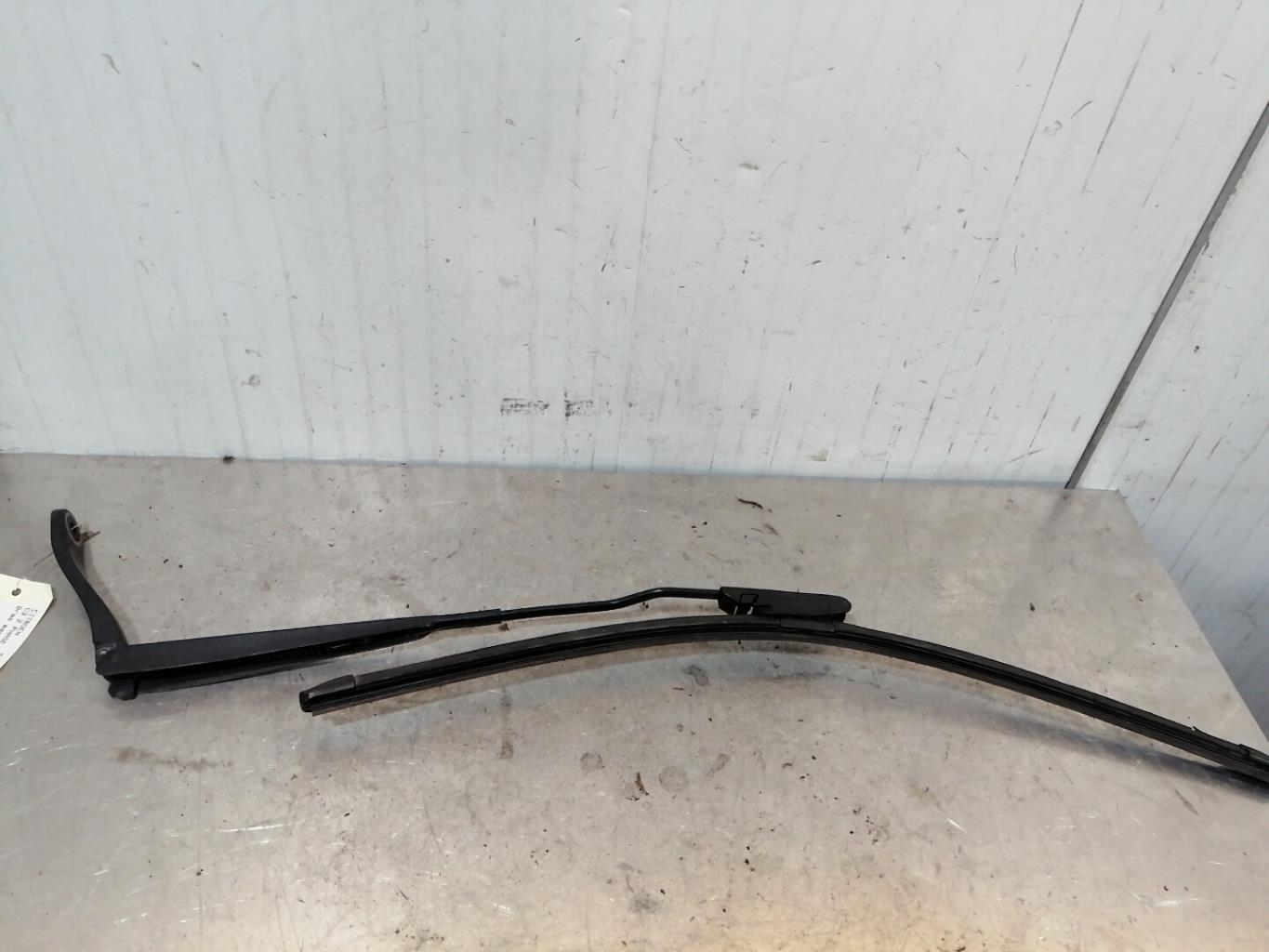 Braccio tergicristallo anteriore sinistro CITROEN C3 2 PHASE 1 Diésel - 1