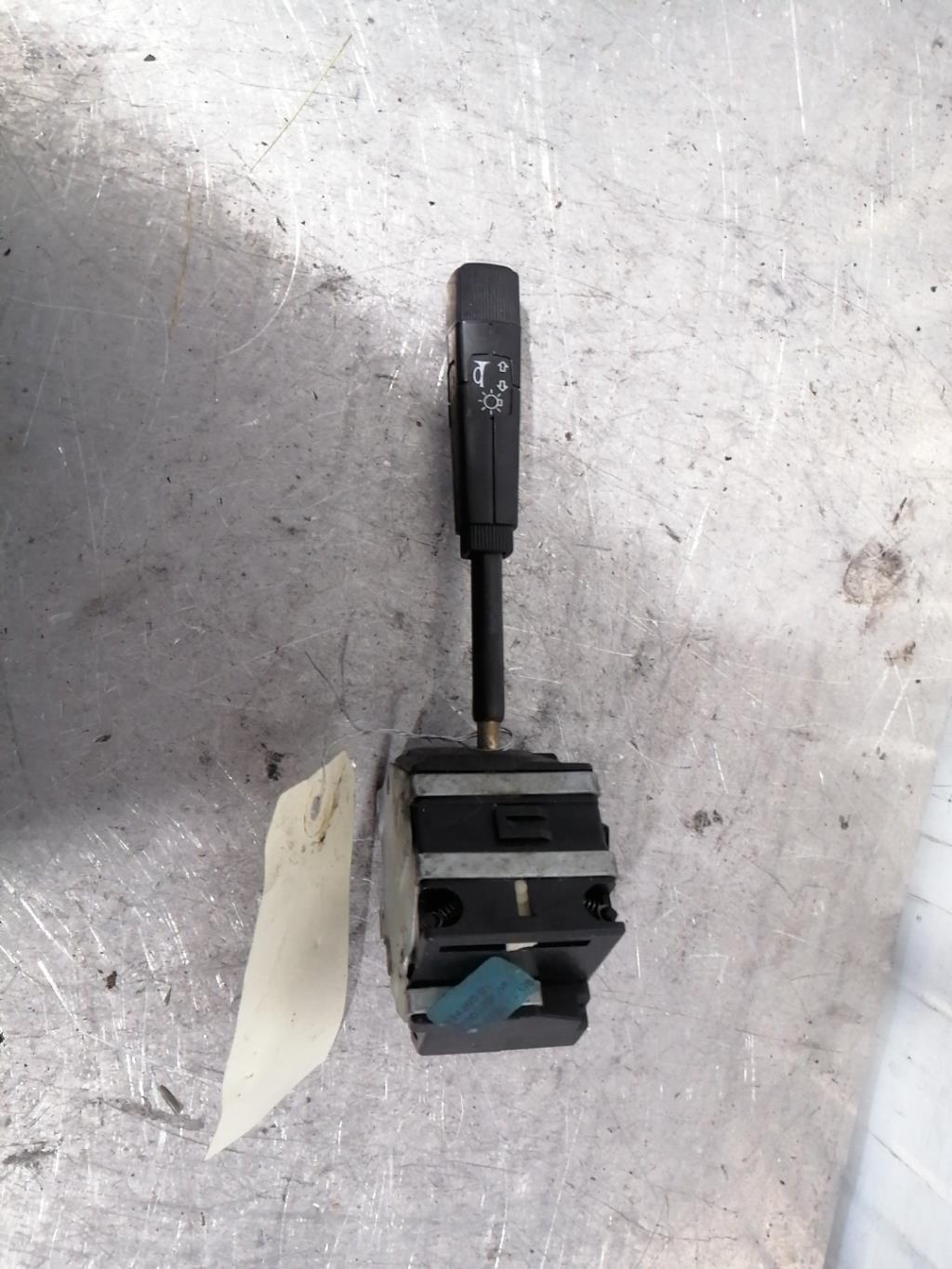 Commodo phare RENAULT SUPER 5 Essence - 1