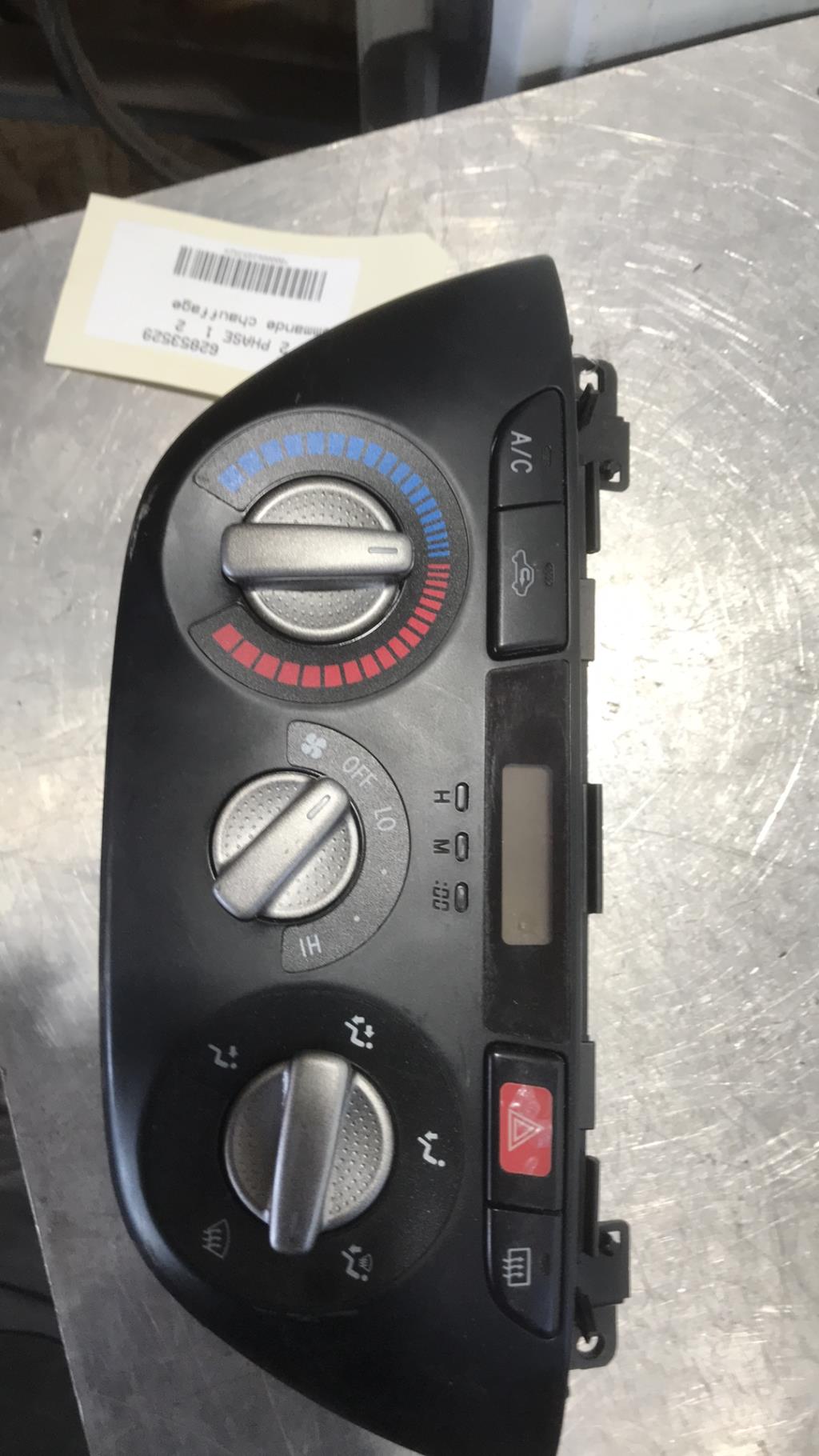 Commande chauffage TOYOTA RAV4 2 PHASE 1 Diesel - 1