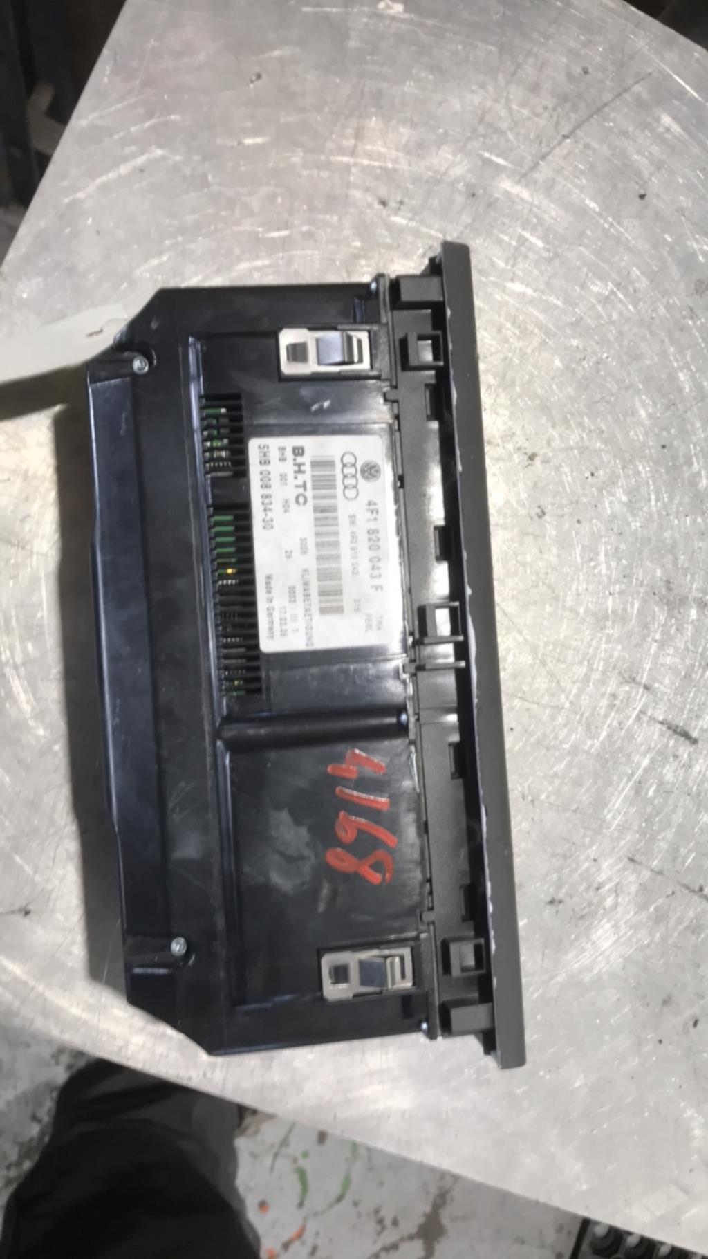 Commande chauffage AUDI A6 3 AVANT PHASE 1 BREAK Diesel - 1