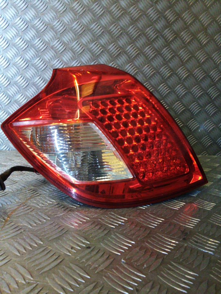 Fanale posteriore principale sinistro (luci) KIA CEE-D 1 PHASE 2 Diésel - 1
