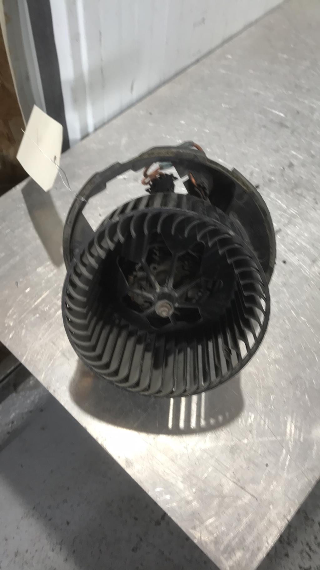 Pulseur d'air VOLKSWAGEN PASSAT 5 Diesel - 1