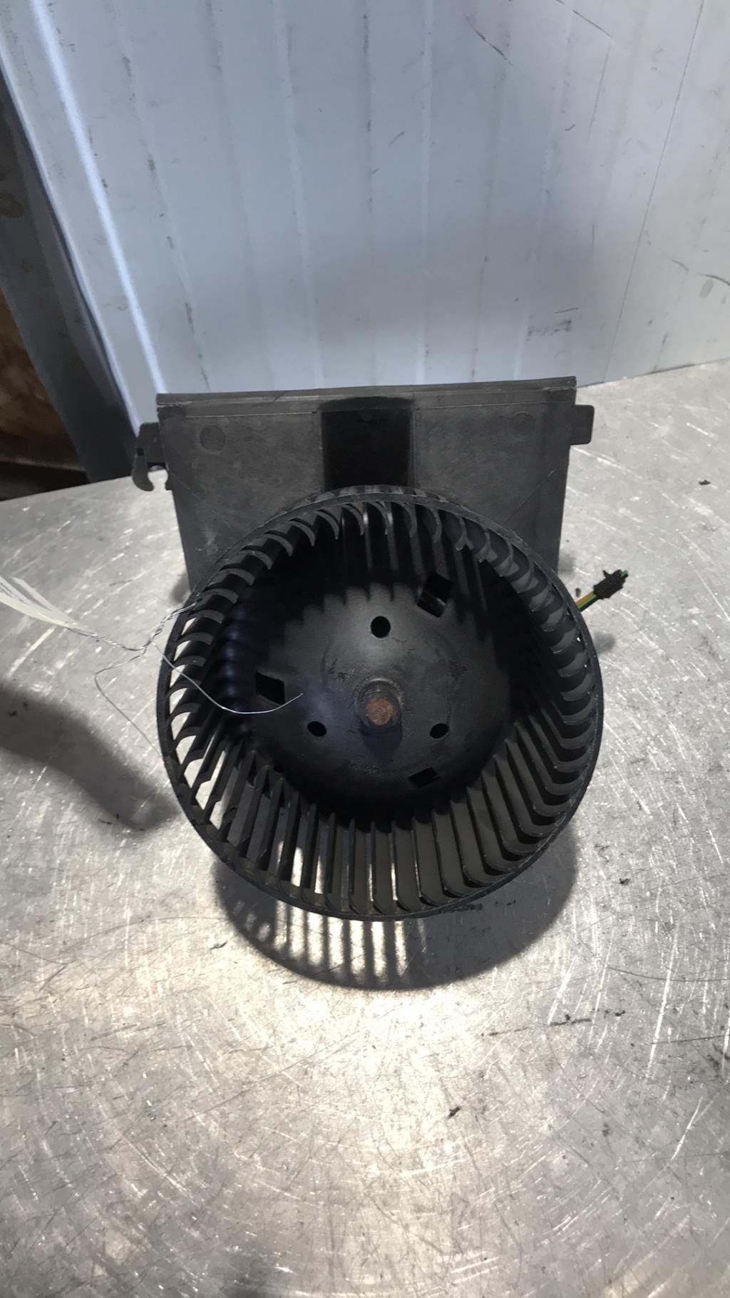 Pulseur d'air VOLKSWAGEN PASSAT 4 PHASE 1 BREAK Diesel - 1