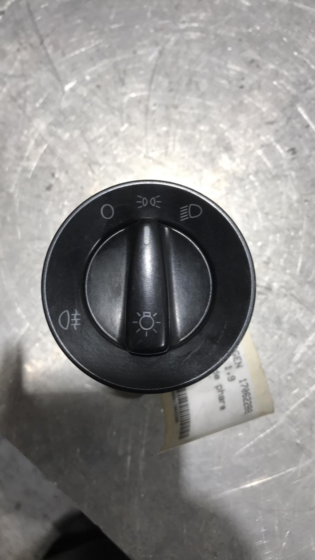 Commande de phare VOLKSWAGEN GOLF 4 Diesel - 1