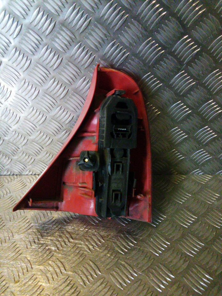 Fanale posteriore principale sinistro (luci) RENAULT CLIO 2 PHASE 1 Diésel - 1