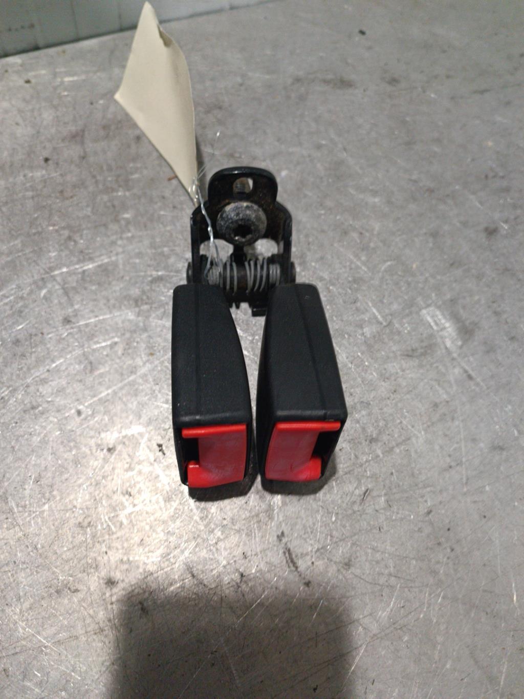 Aggancio cintura sicurezza posteriore destro FORD FOCUS 1 Diésel - 1