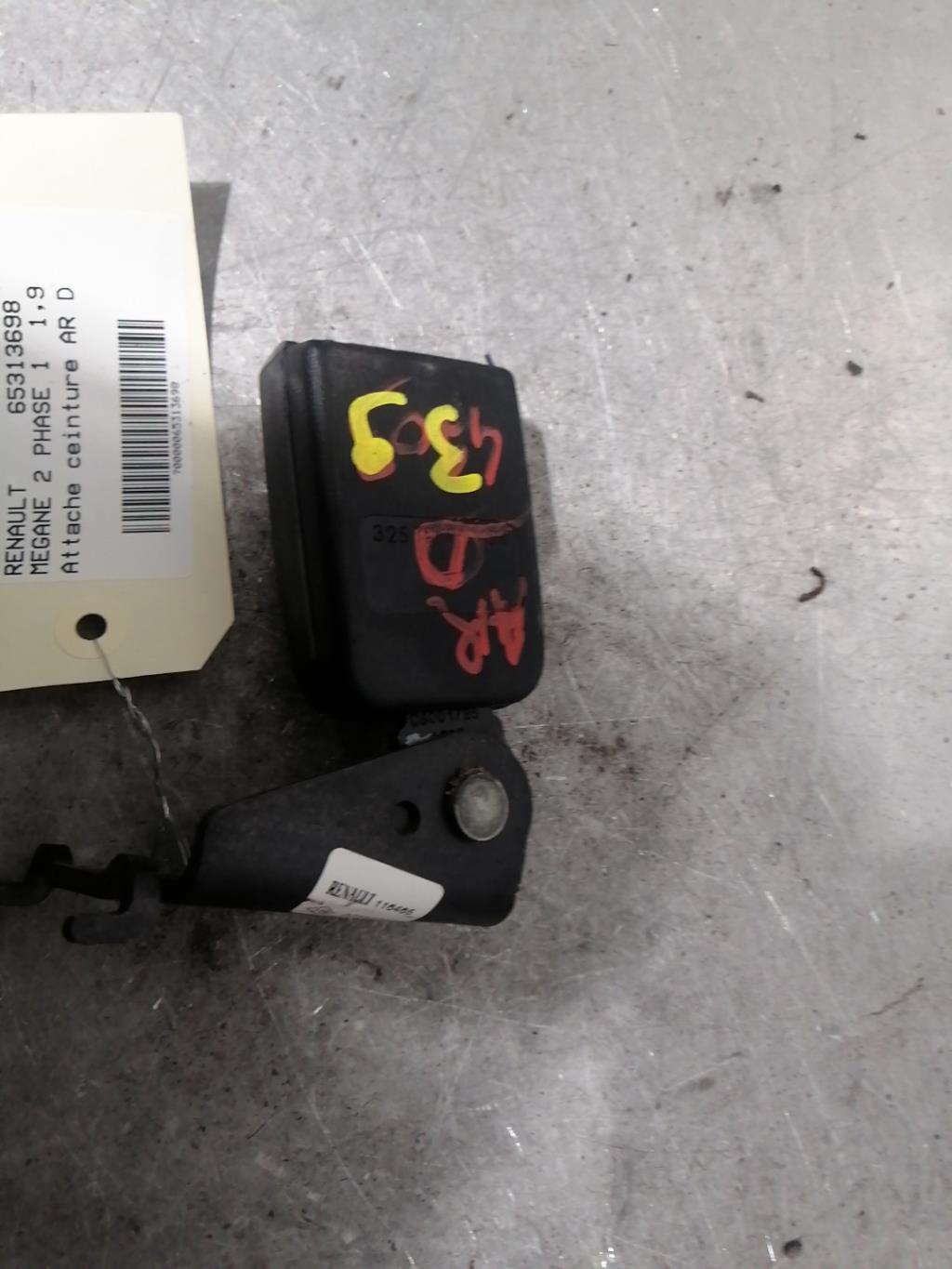 Aggancio cintura sicurezza posteriore destro RENAULT MEGANE 2 PHASE 1 Diésel - 1