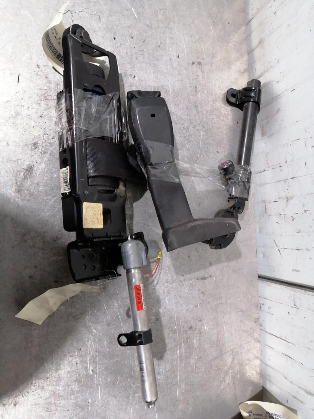 Cintura di sicurezza anteriore sinistra VOLVO V 50 PHASE 2 BREAK Diésel - 1