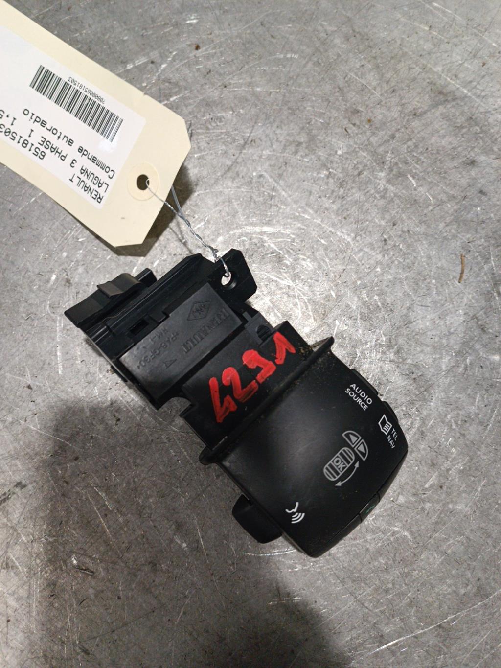 Commande autoradio RENAULT LAGUNA 3 PHASE 1 Diesel - 1