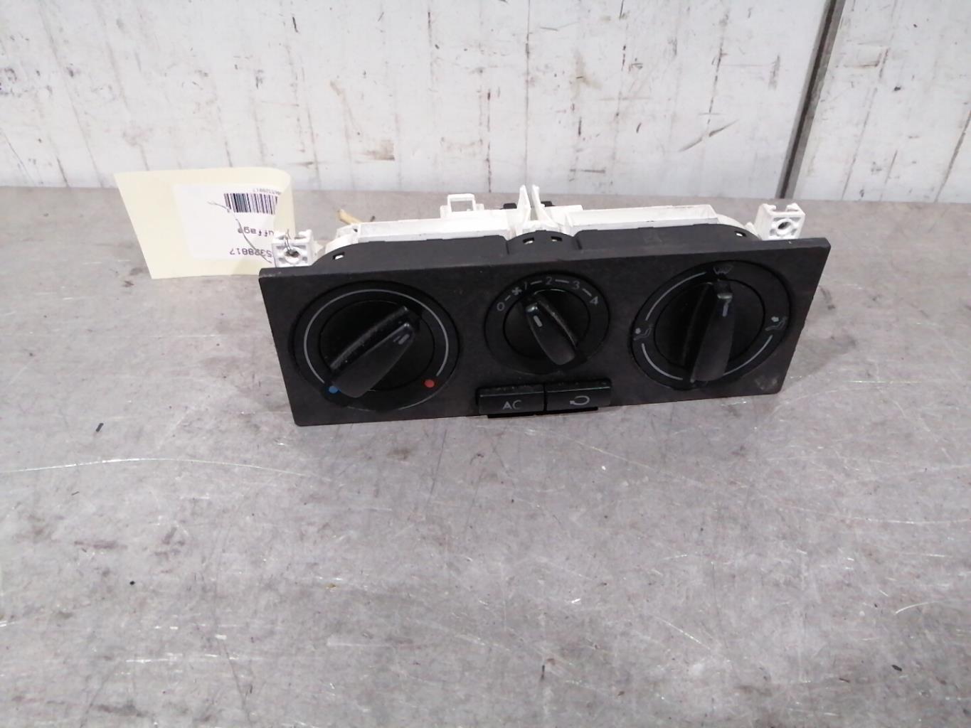 Commande chauffage VOLKSWAGEN GOLF 4 Diesel - 1