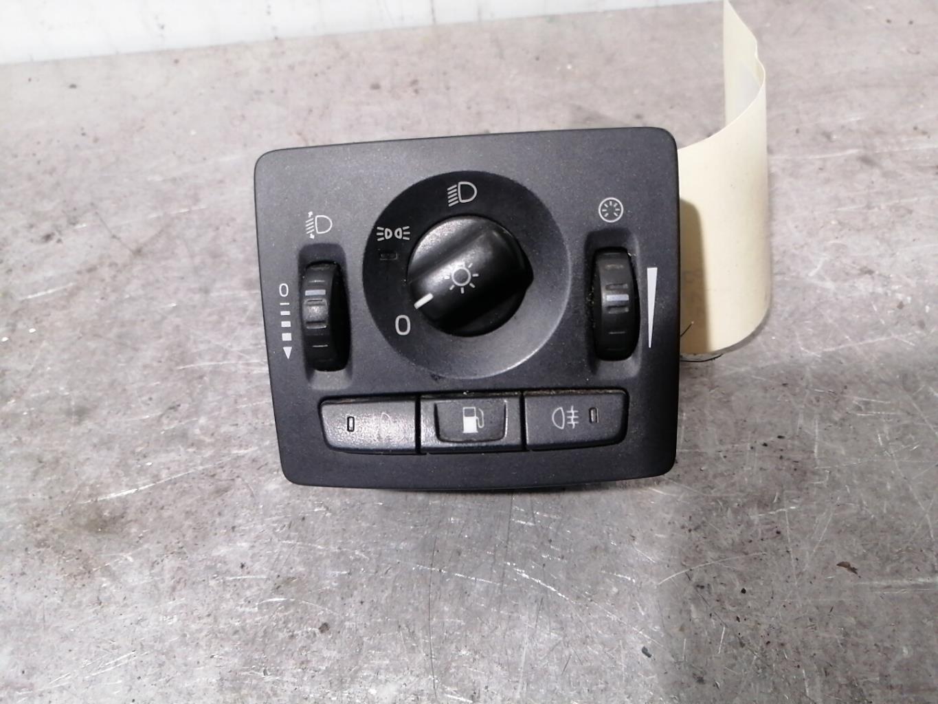 Commande de phare VOLVO V 50 PHASE 2 BREAK Diesel - 1