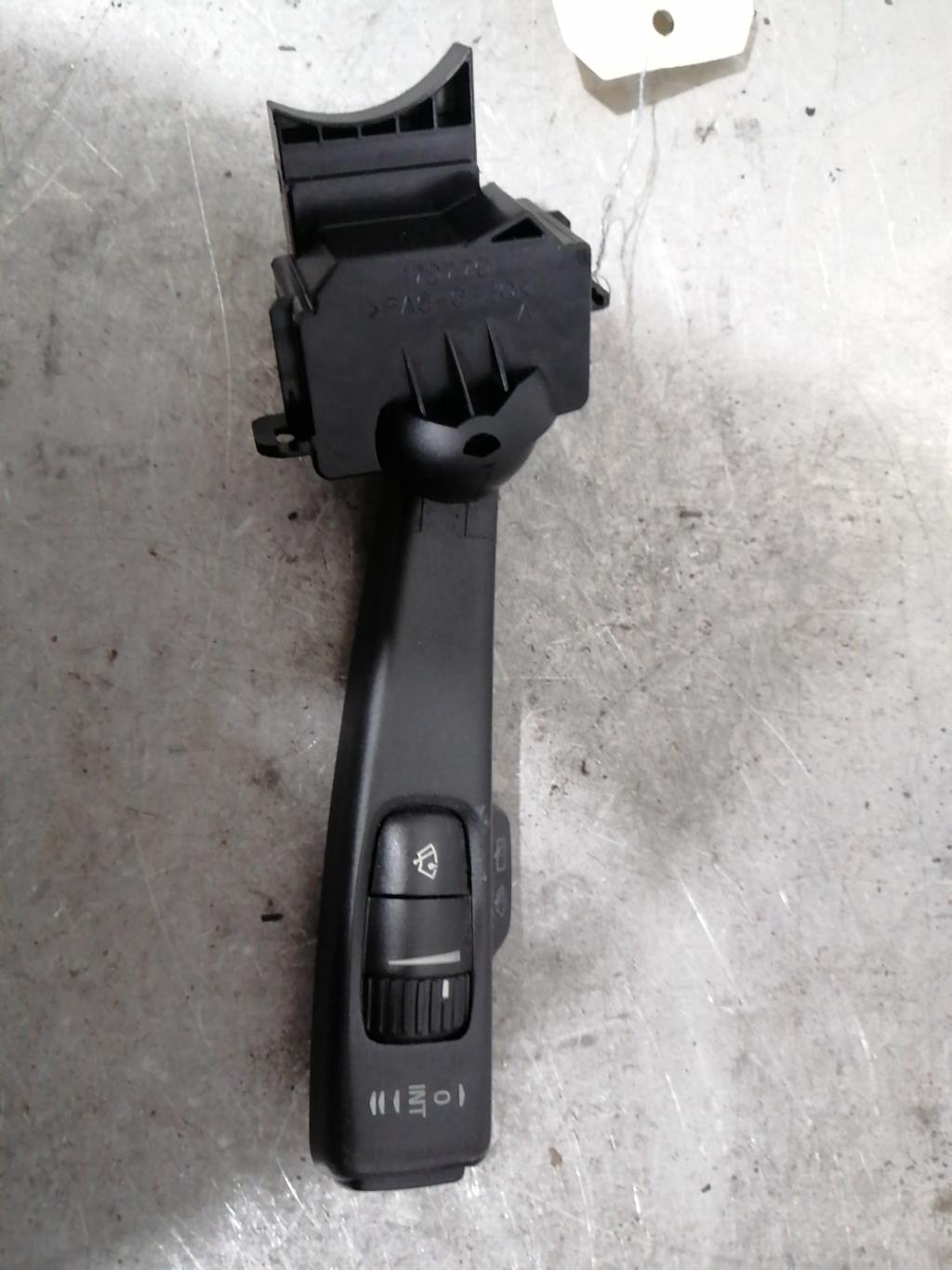 Commodo d'essuie glaces VOLVO V 50 PHASE 2 BREAK Diesel - 1