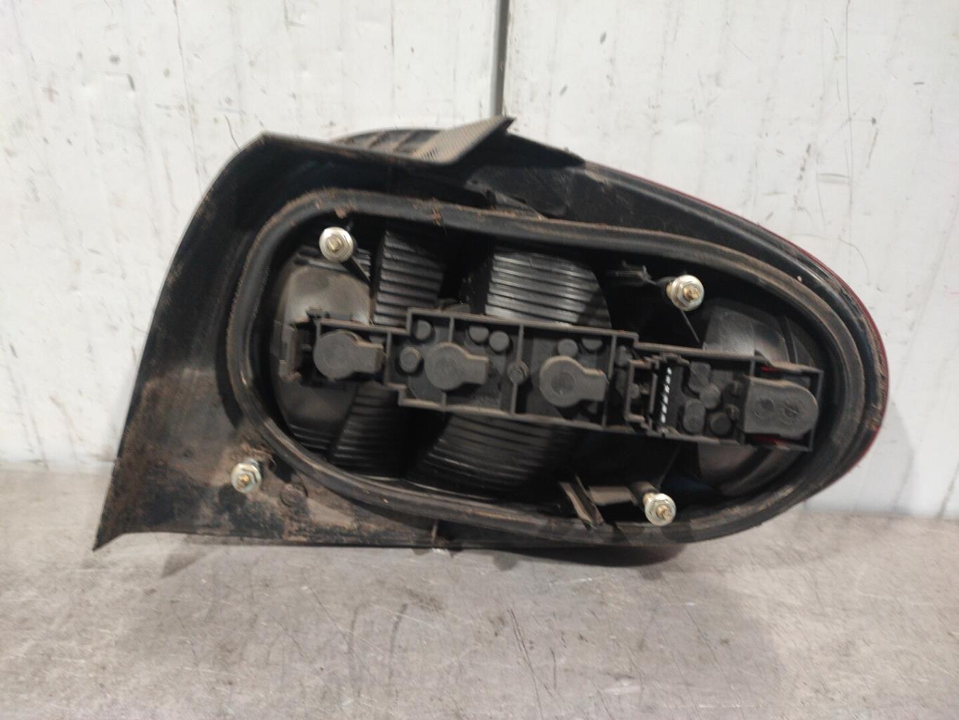Fanale posteriore principale sinistro (luci) RENAULT MEGANE 1 PHASE 2 COUPE Gasolina - 1
