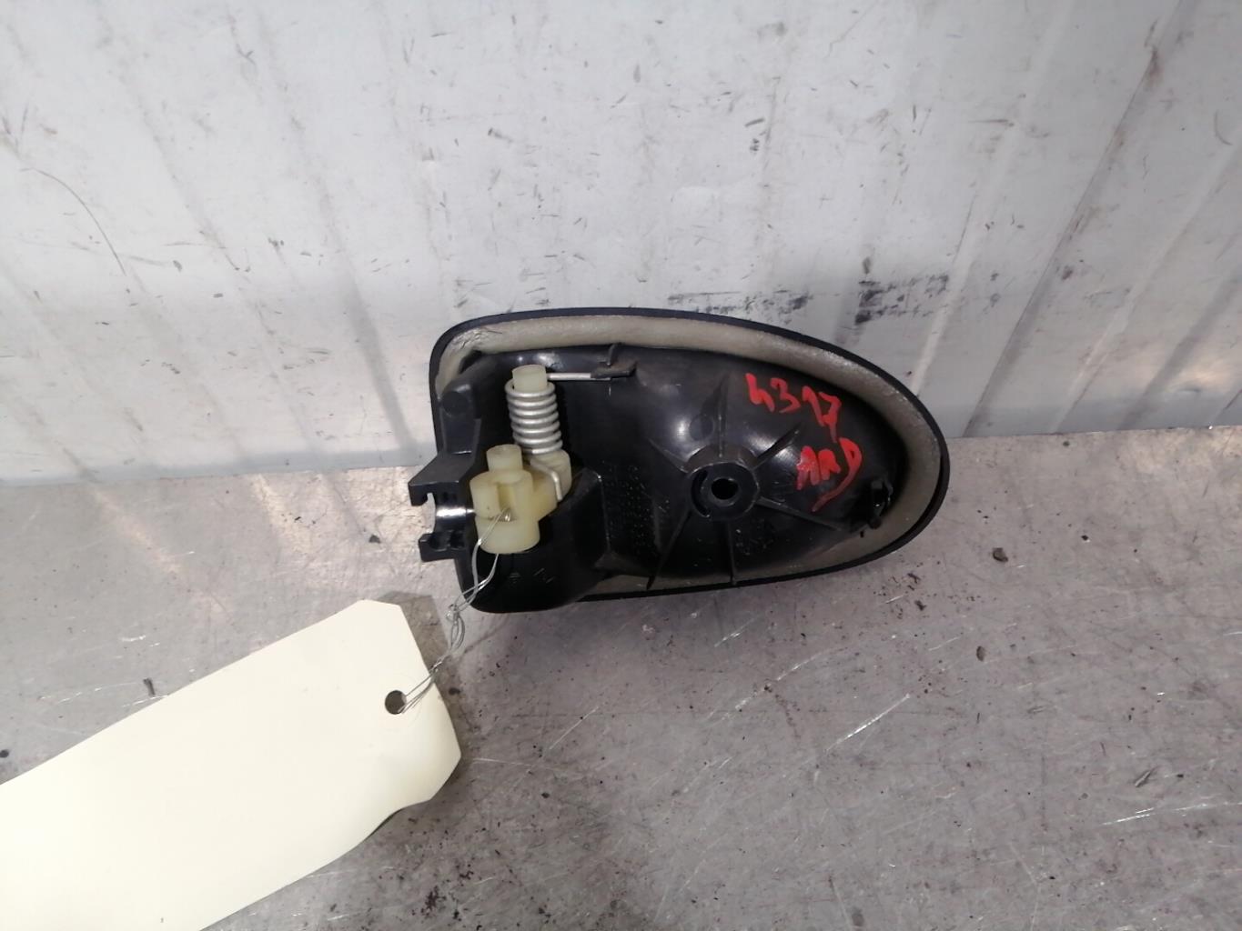 Maniglia interna posteriore destra RENAULT SCENIC 1 PHASE 2 Diésel - 1