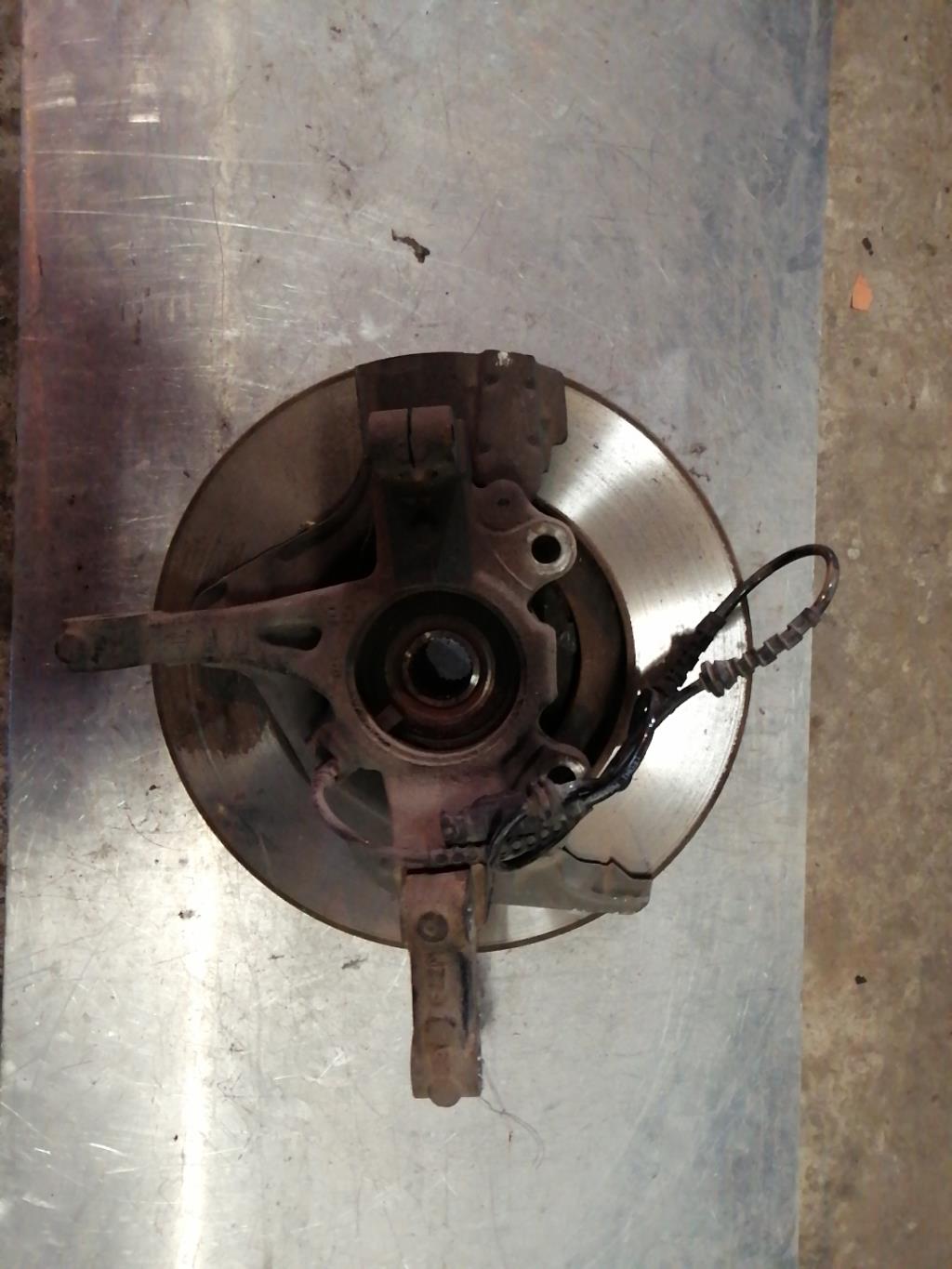 Fusee avant droit ALFA ROMEO MITO PHASE 1 Diesel - 1