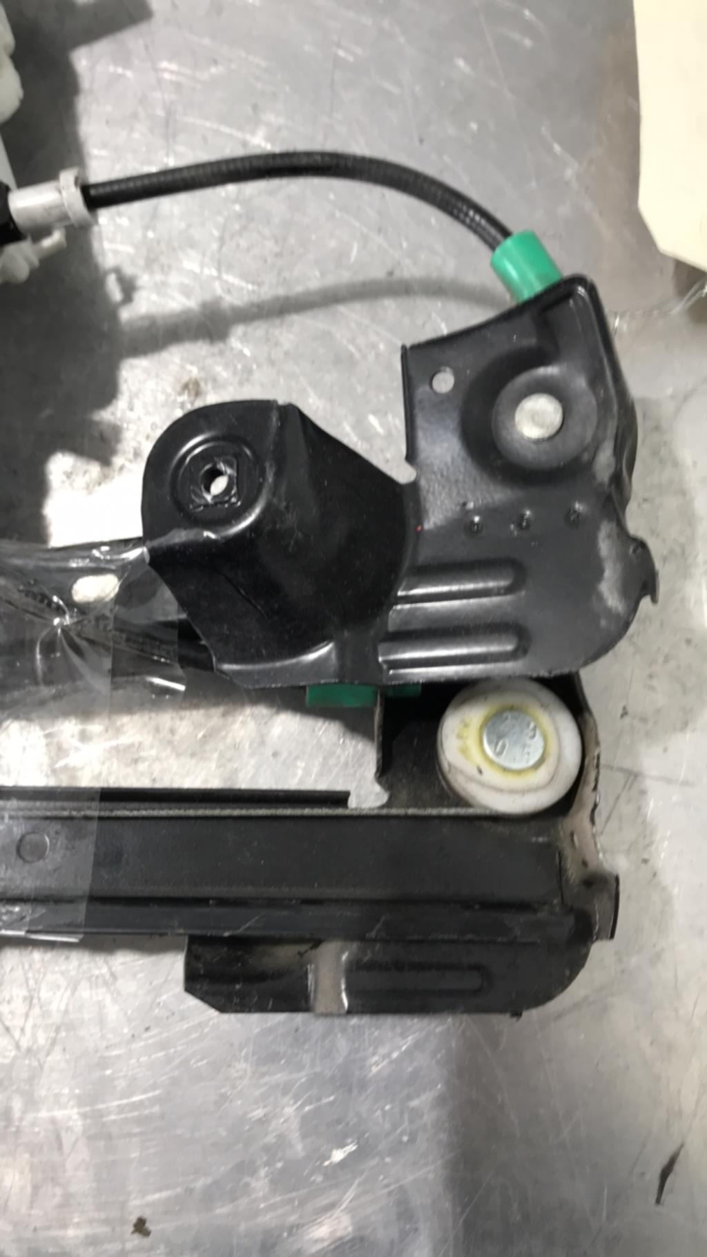 Alzacristalli elettrico anteriore destro LAND ROVER FREELANDER 1 PHASE 5 Diésel - 1