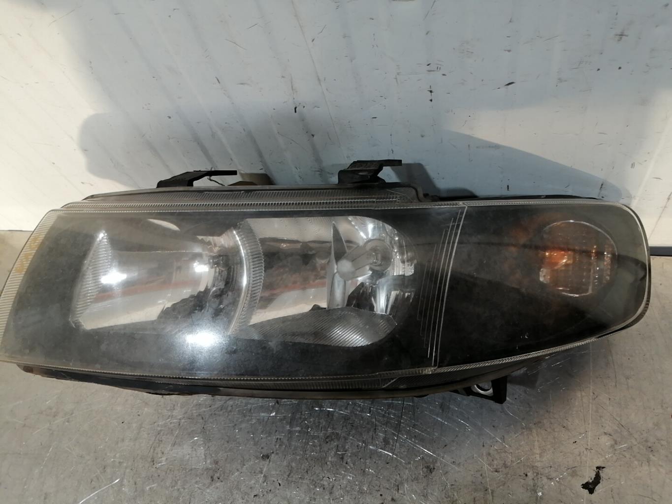 Gruppo ottico anteriore principale sinistro (luci)(faro) SEAT TOLEDO 2 Diésel - 1