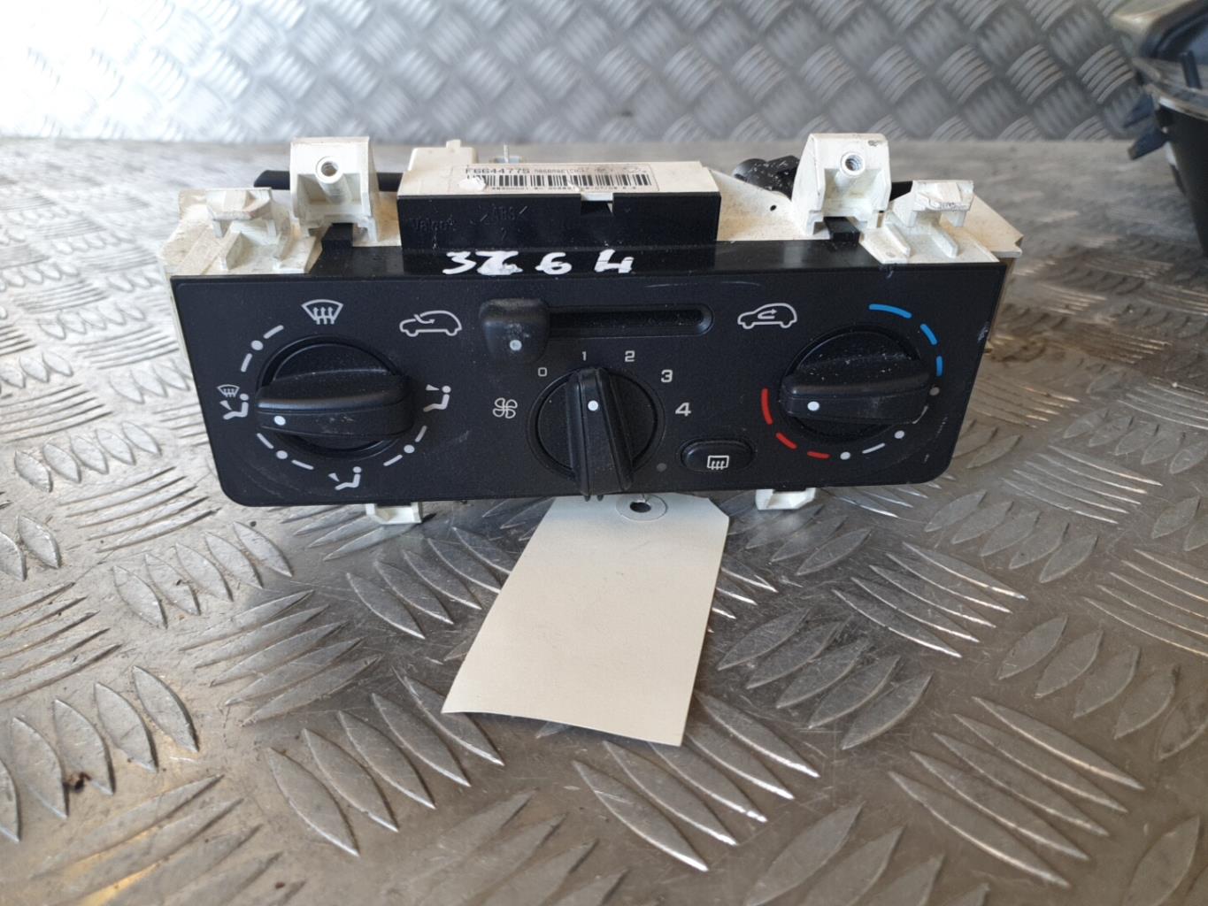Commande chauffage CITROEN C3 1 PHASE 1 Essence - 1