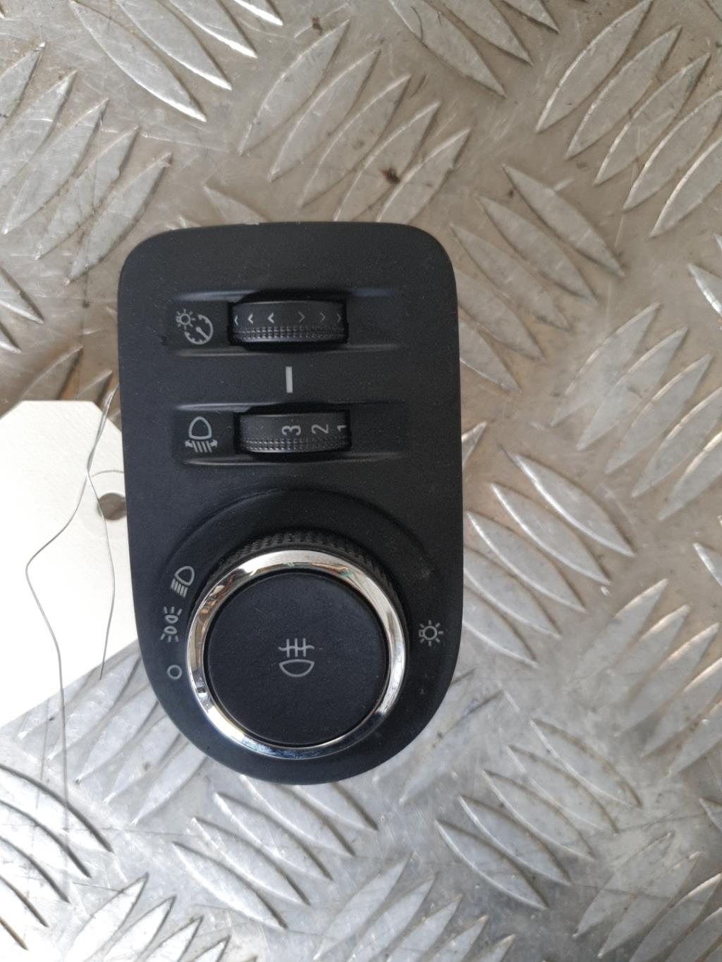 Commodo phare OPEL CORSA D PHASE 1 Essence - 1
